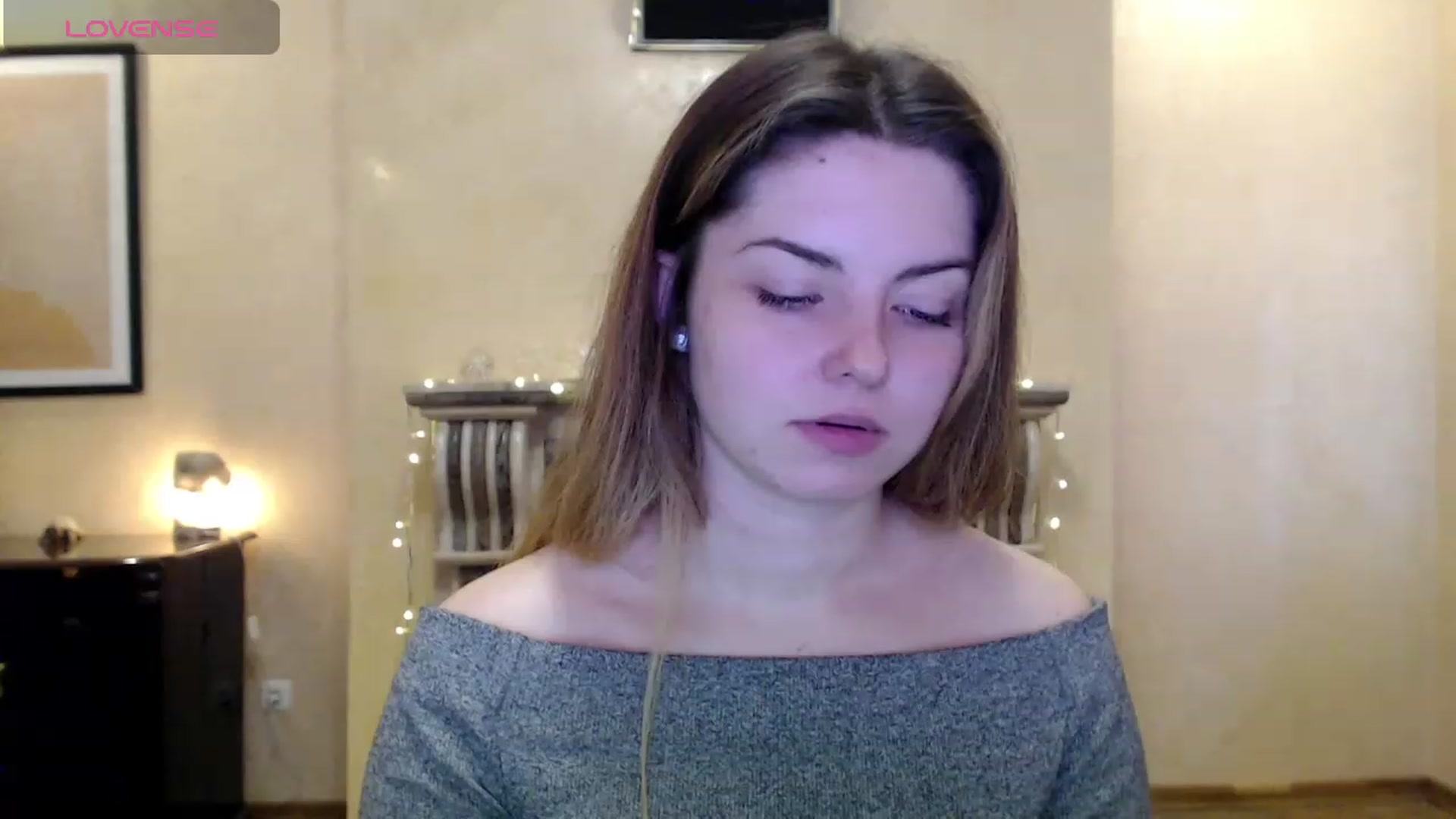 Gallery image thumbnail from Miriam_Mills's myfreecams stream on, 03/13/2024, 10:30 image 6 of 20