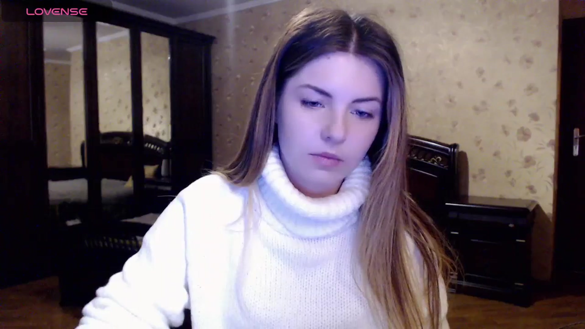 Gallery image thumbnail from Miriam_Mills's myfreecams stream on, 03/18/2024, 08:05 image 4 of 20