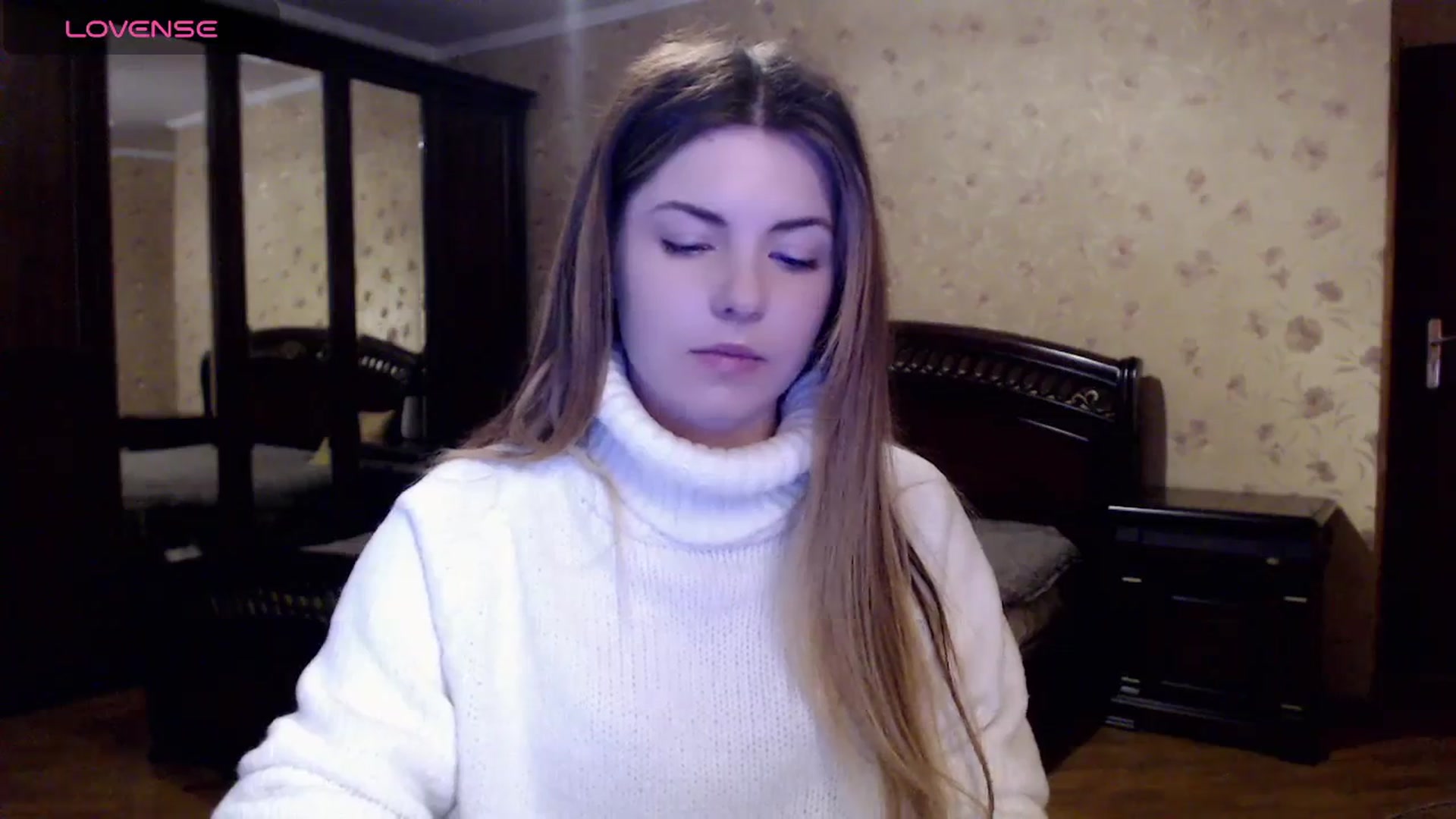 Gallery image thumbnail from Miriam_Mills's myfreecams stream on, 03/18/2024, 08:05 image 13 of 20