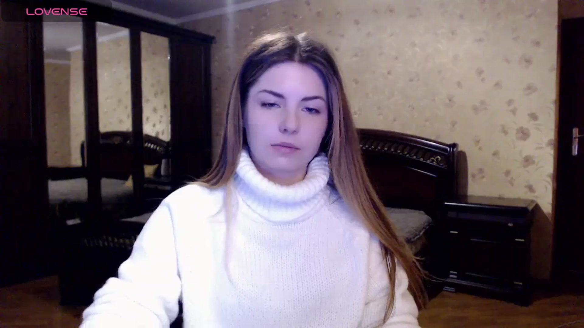Gallery image thumbnail from Miriam_Mills's myfreecams stream on, 03/18/2024, 08:05 image 3 of 20