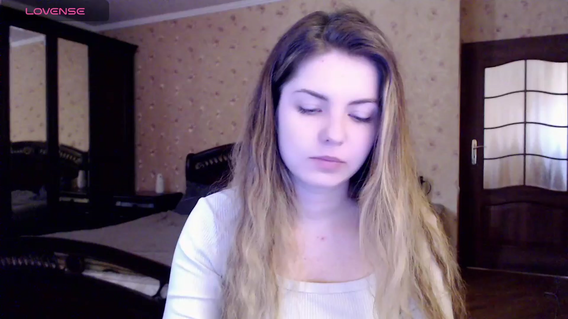 Gallery image thumbnail from Miriam_Mills's myfreecams stream on, 03/25/2024, 11:16 image 9 of 20