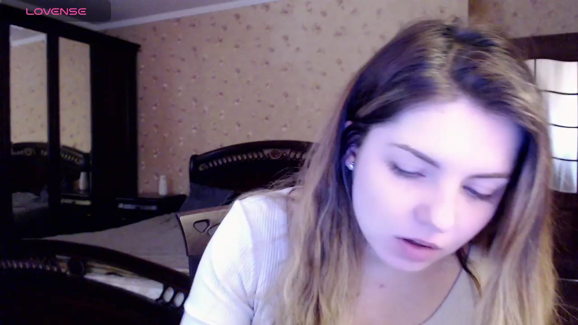 Gallery image thumbnail from Miriam_Mills's myfreecams stream on, 03/25/2024, 11:16 image 18 of 20