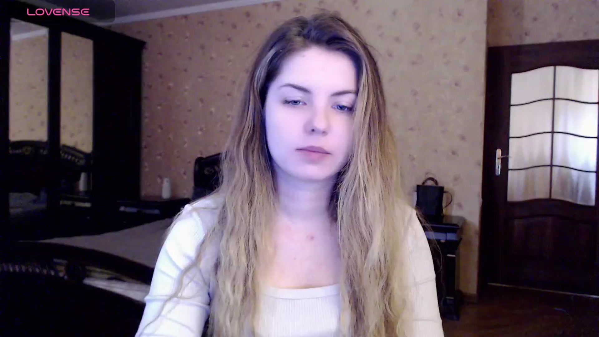 Gallery image thumbnail from Miriam_Mills's myfreecams stream on, 03/25/2024, 11:16 image 4 of 20