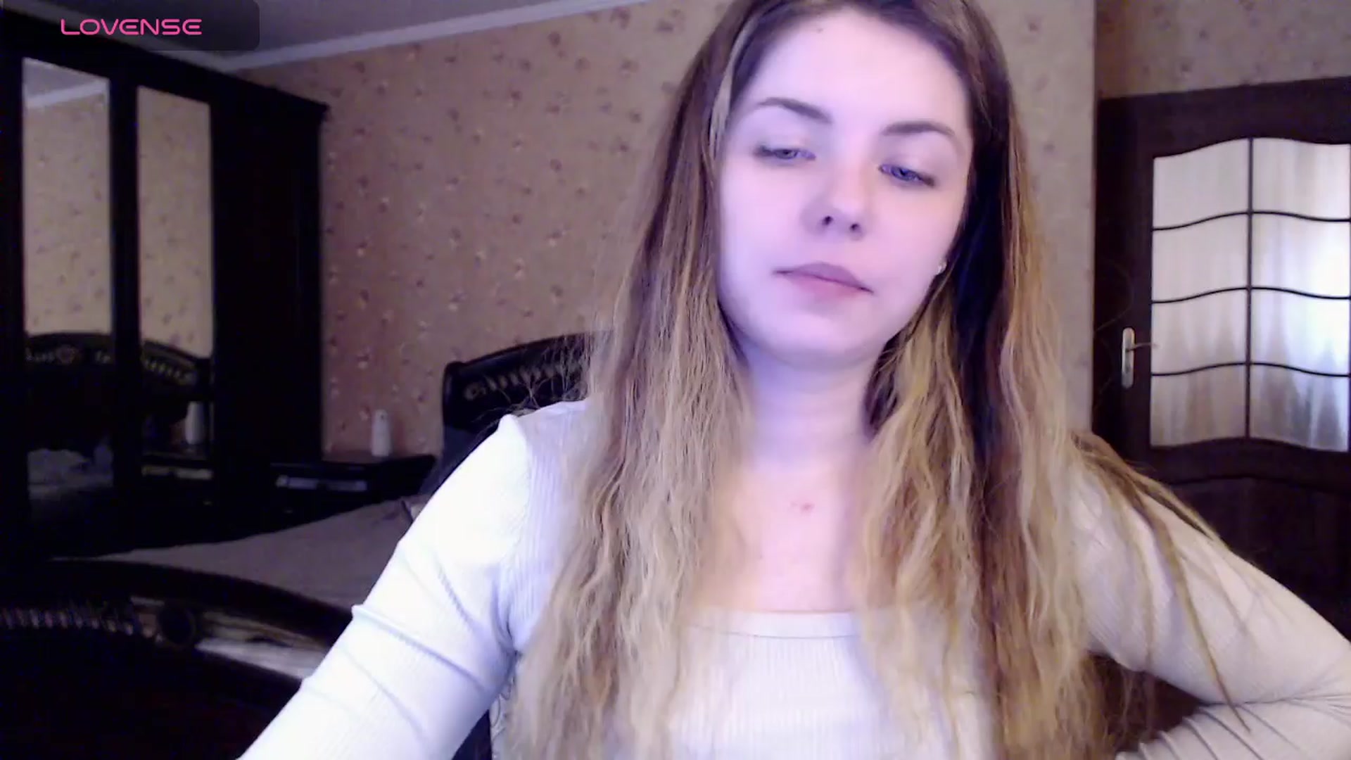 Gallery image thumbnail from Miriam_Mills's myfreecams stream on, 03/25/2024, 11:16 image 16 of 20