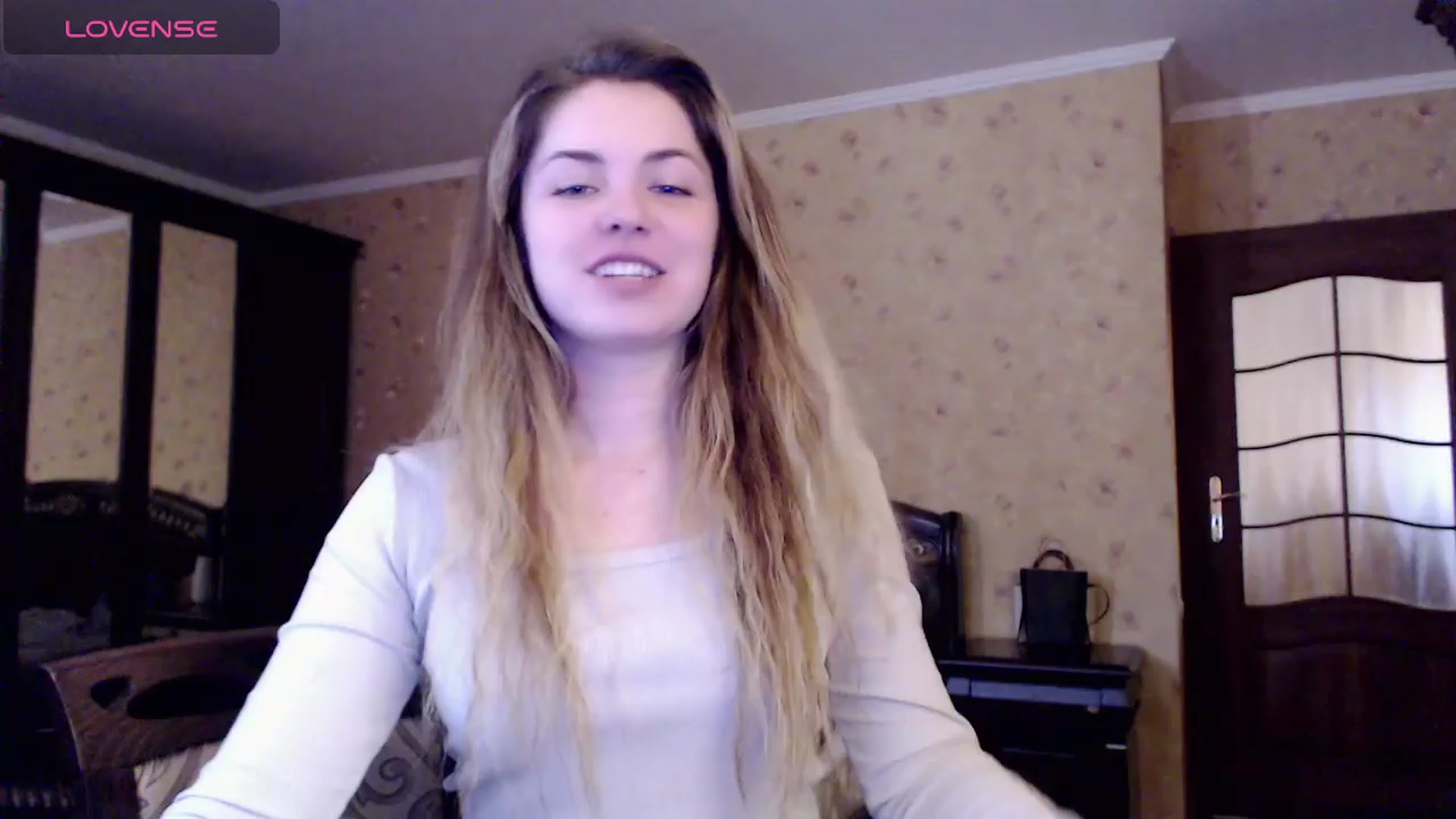 Gallery image thumbnail from Miriam_Mills's myfreecams stream on, 03/25/2024, 11:16 image 7 of 20
