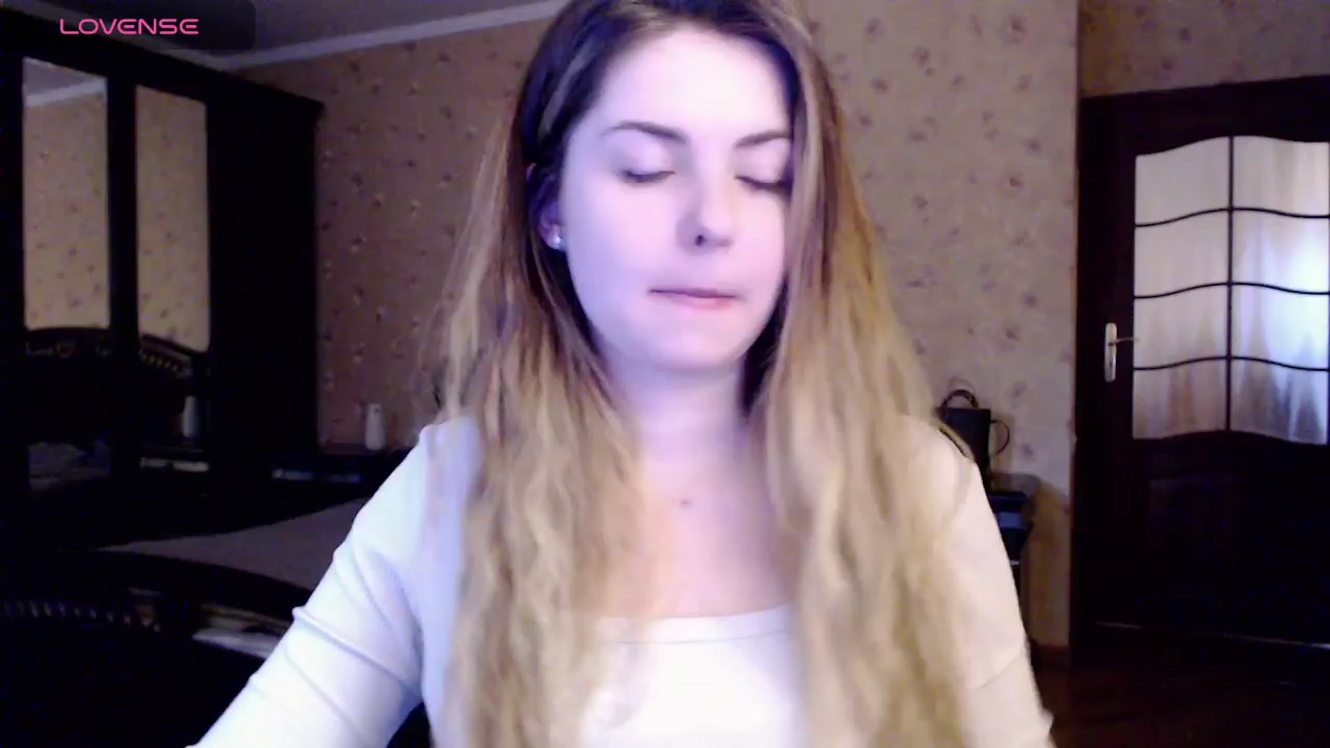 Gallery image thumbnail from Miriam_Mills's myfreecams stream on, 03/25/2024, 11:16 image 19 of 20