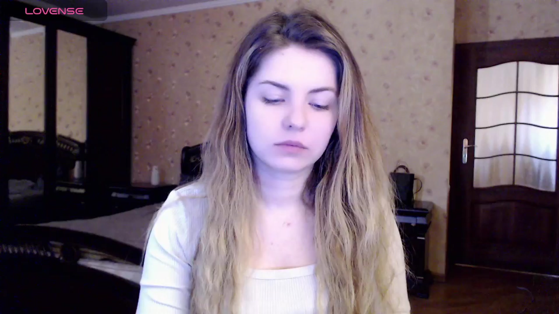 Gallery image thumbnail from Miriam_Mills's myfreecams stream on, 03/25/2024, 11:16 image 5 of 20