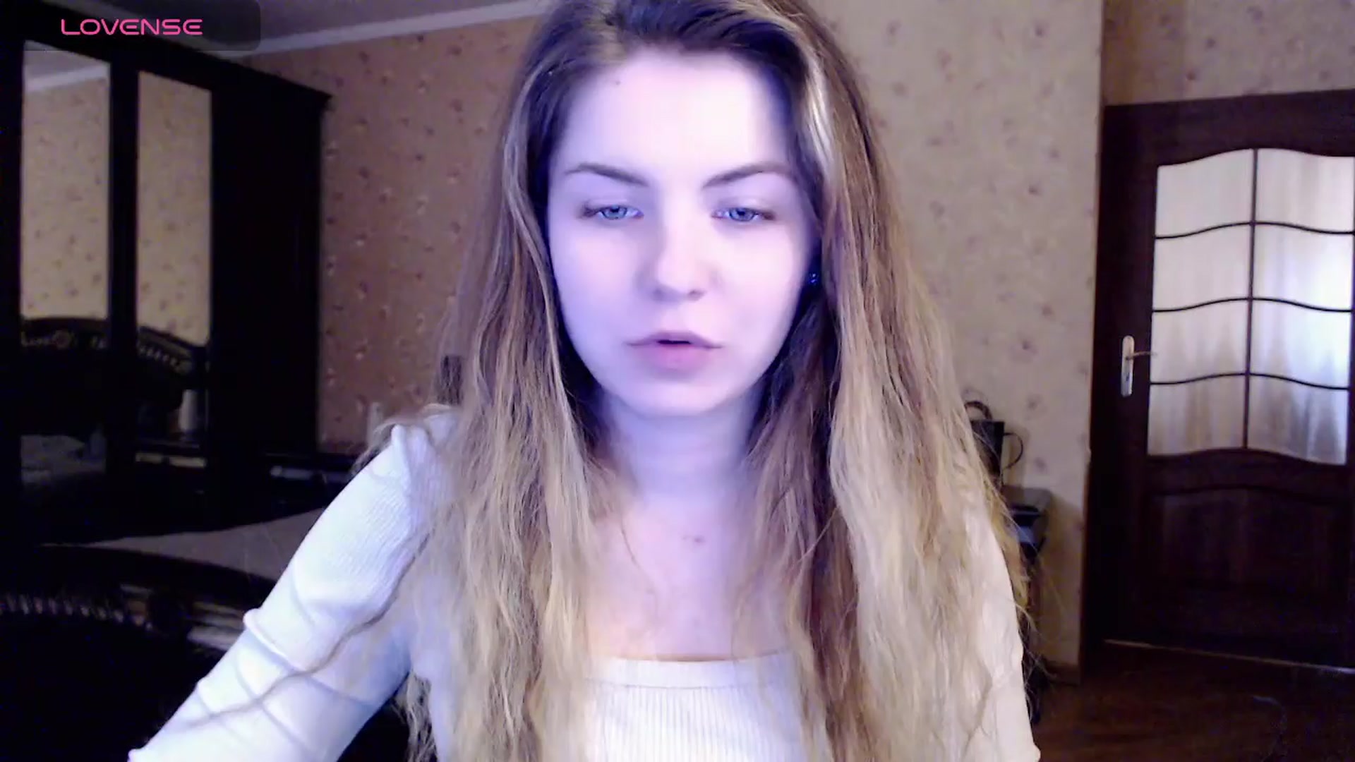 Gallery image thumbnail from Miriam_Mills's myfreecams stream on, 03/25/2024, 11:16 image 6 of 20