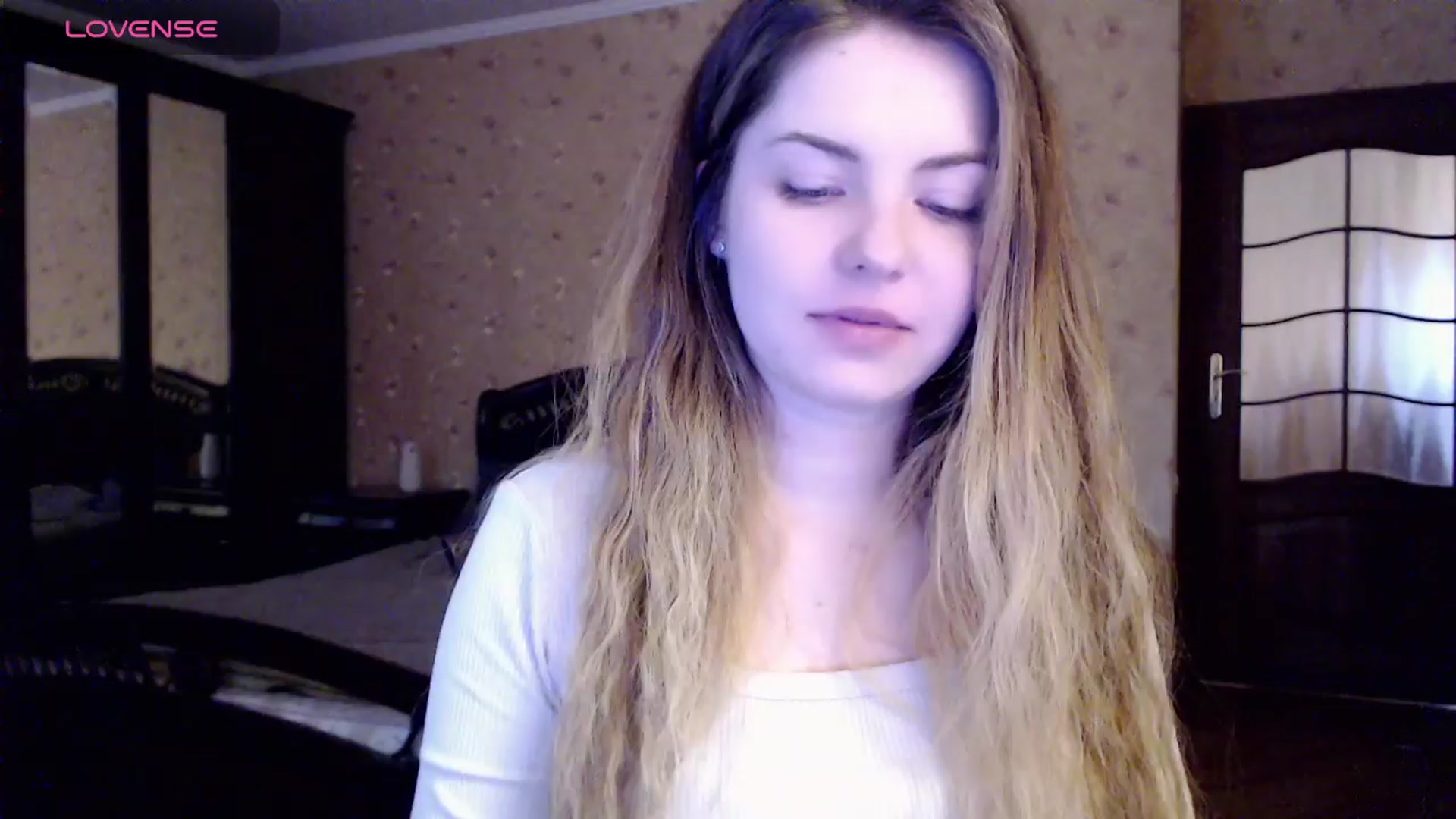 Gallery image thumbnail from Miriam_Mills's myfreecams stream on, 03/25/2024, 11:16 image 20 of 20