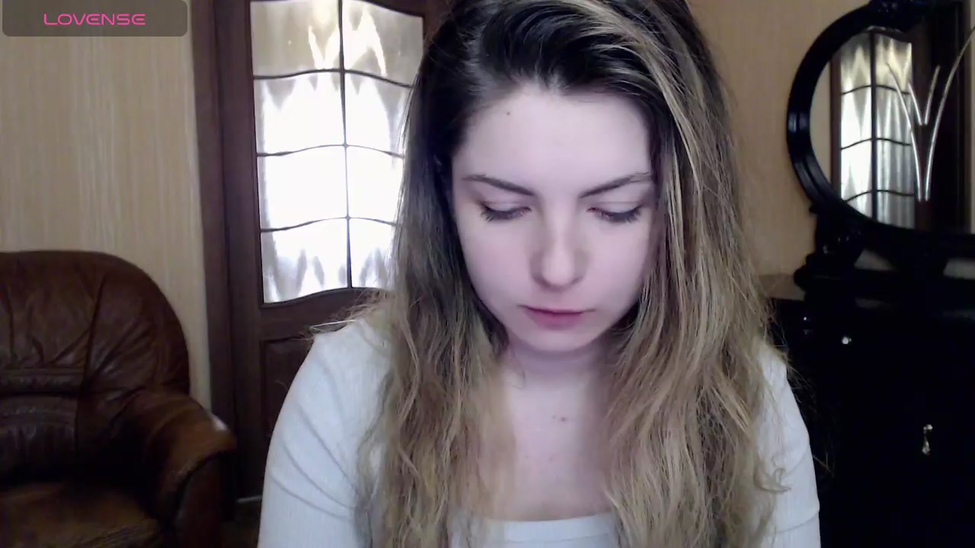 Gallery image thumbnail from Miriam_Mills's myfreecams stream on, 03/26/2024, 11:40 image 12 of 20