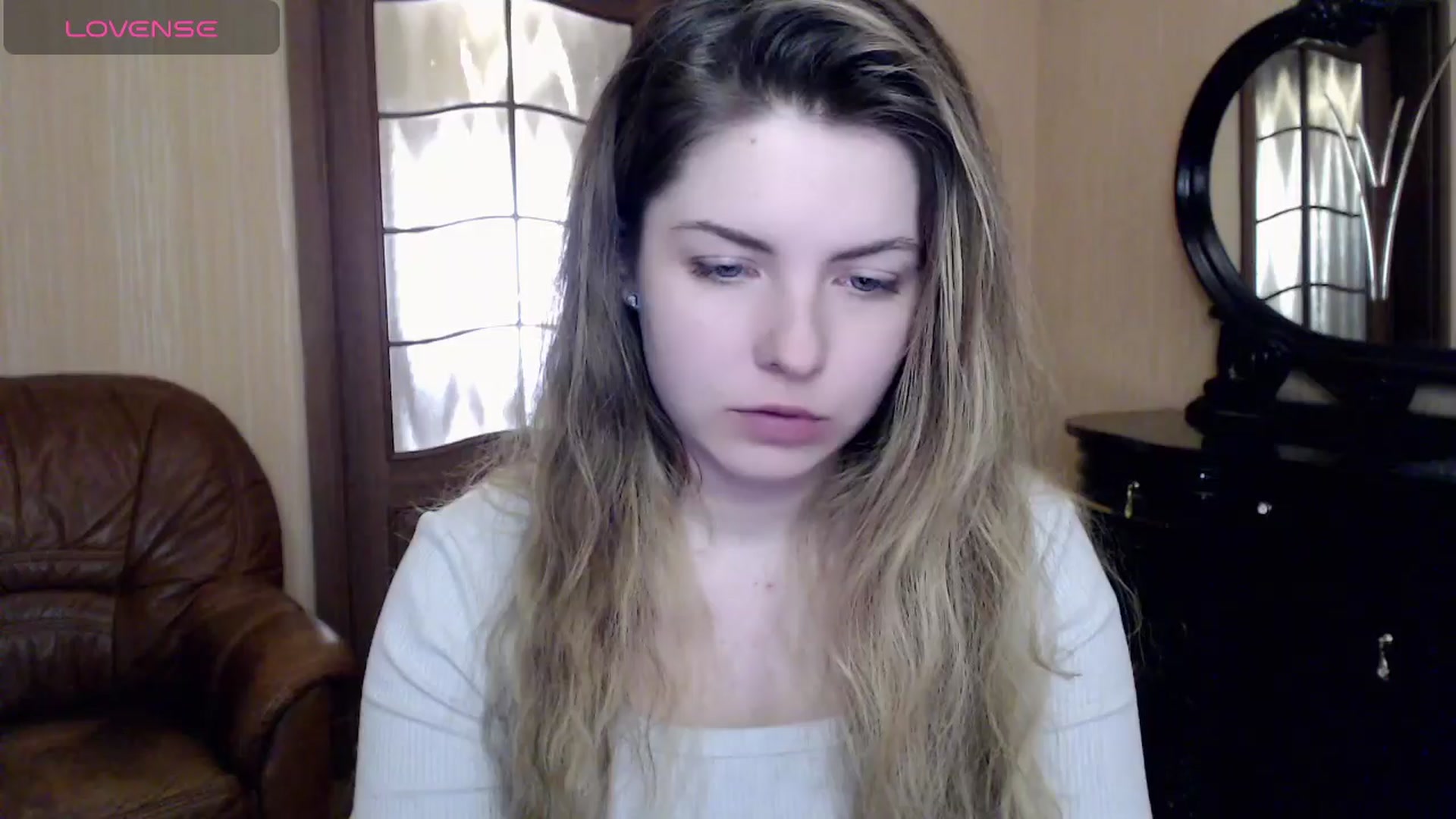 Gallery image thumbnail from Miriam_Mills's myfreecams stream on, 03/26/2024, 11:40 image 18 of 20