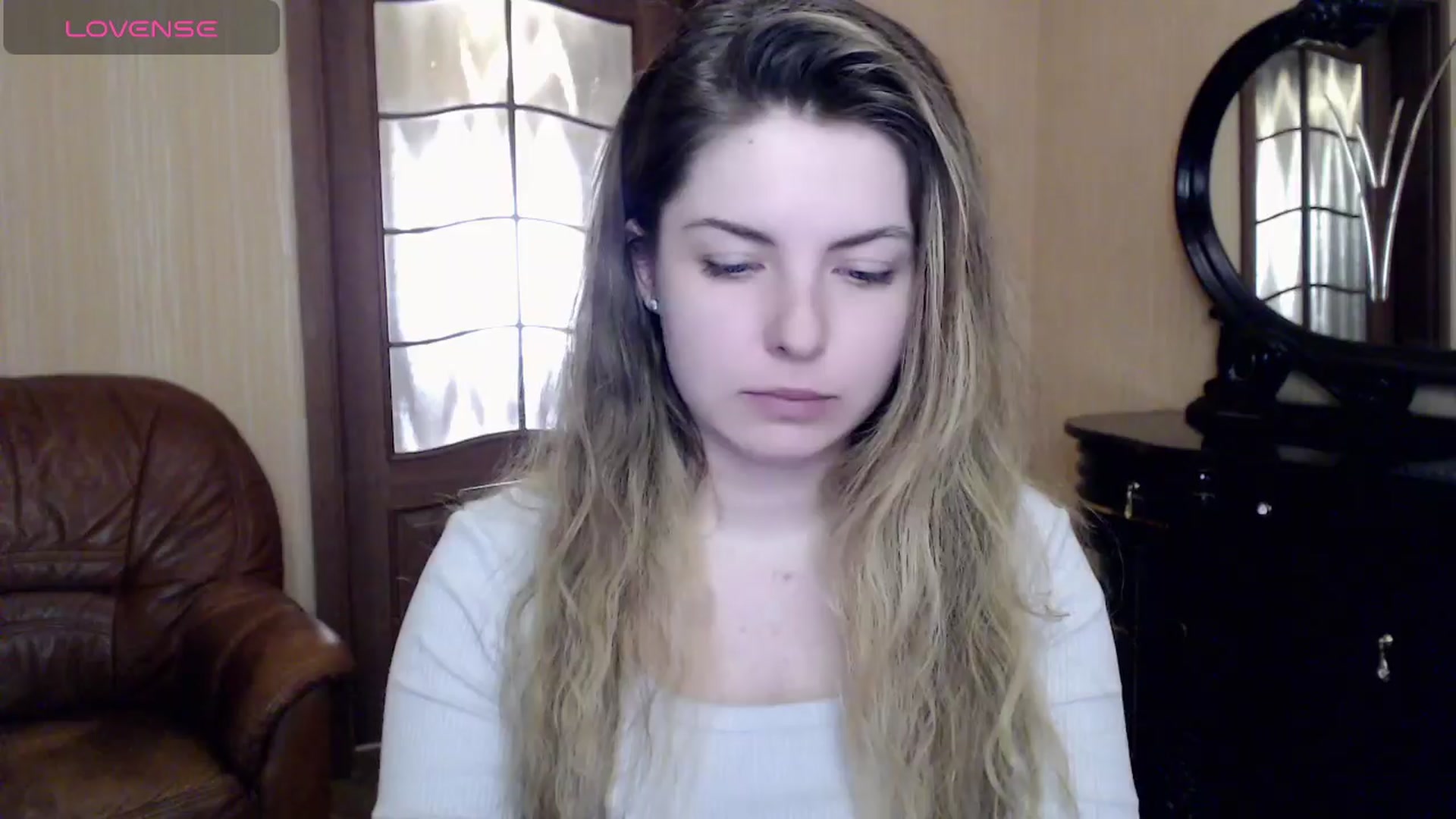 Gallery image thumbnail from Miriam_Mills's myfreecams stream on, 03/26/2024, 11:40 image 7 of 20