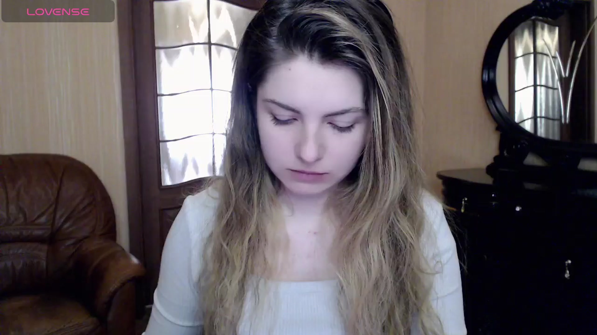 Gallery image thumbnail from Miriam_Mills's myfreecams stream on, 03/26/2024, 11:40 image 13 of 20