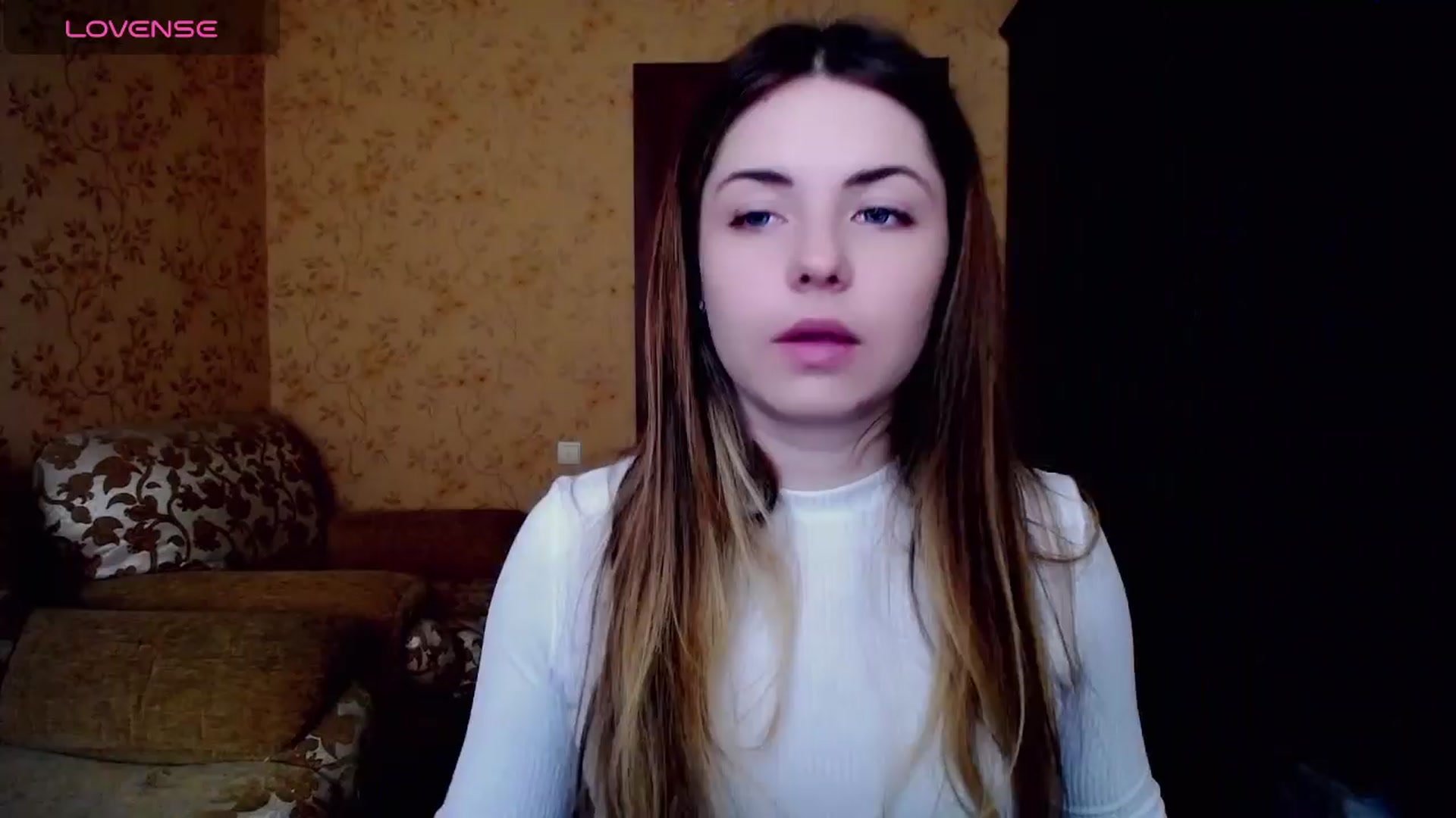 Gallery image thumbnail from Miriam_Mills's myfreecams stream on, 03/27/2024, 08:58 image 14 of 20