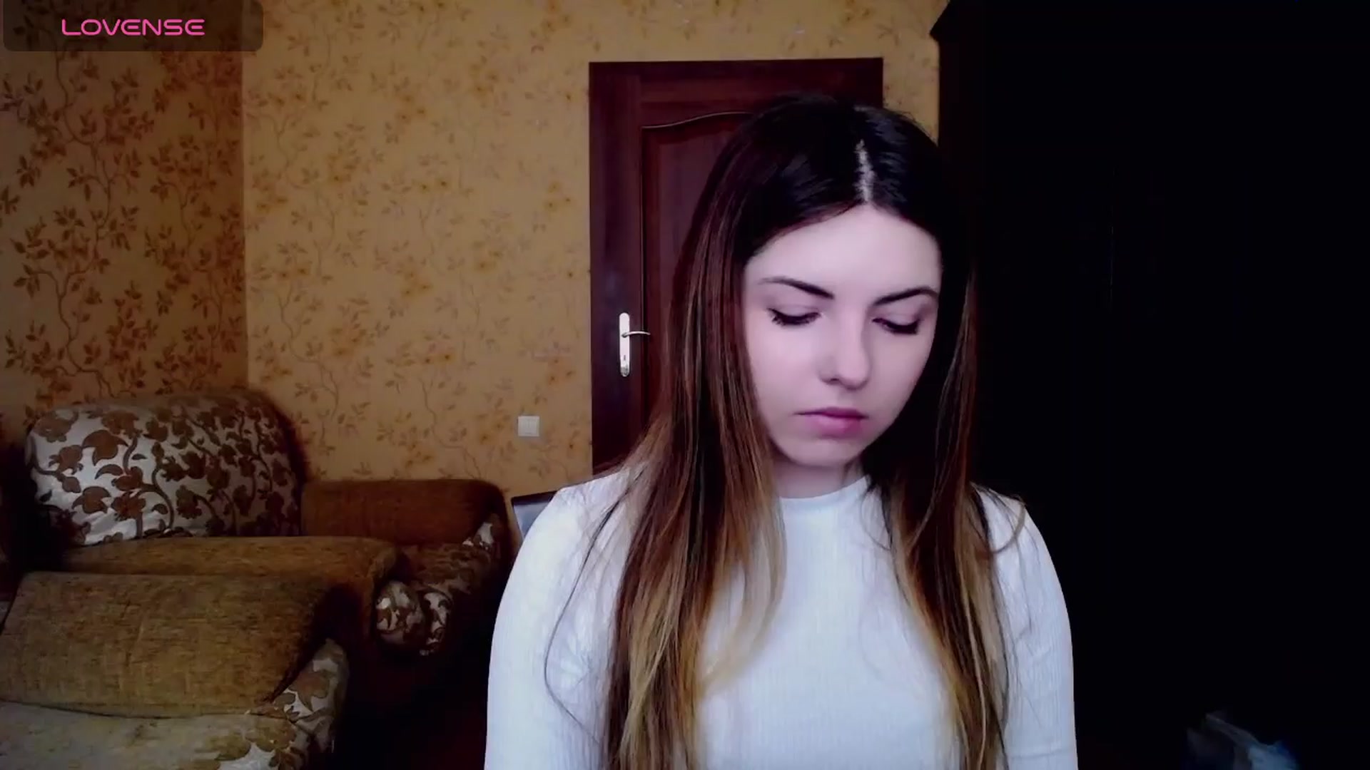 Gallery image thumbnail from Miriam_Mills's myfreecams stream on, 03/27/2024, 08:58 image 9 of 20