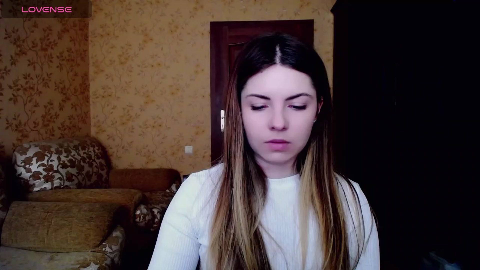 Gallery image thumbnail from Miriam_Mills's myfreecams stream on, 03/27/2024, 08:58 image 17 of 20
