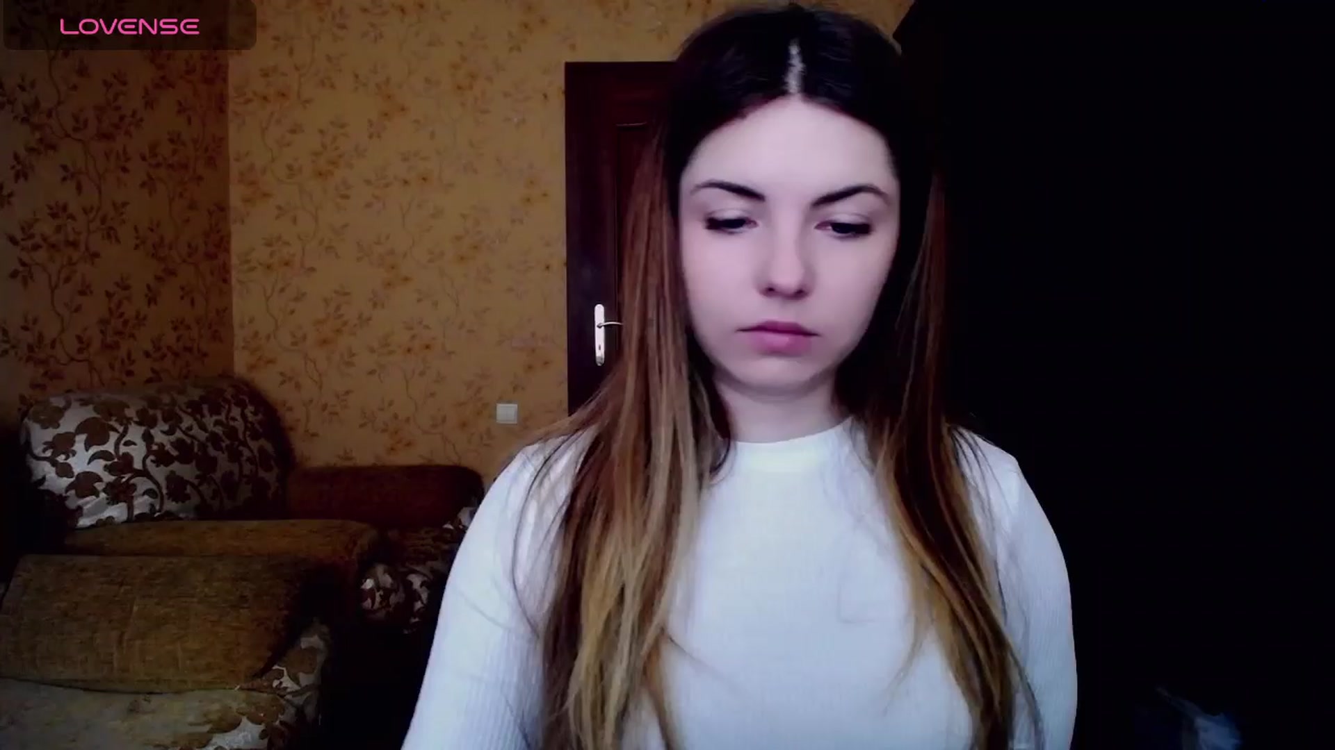 Gallery image thumbnail from Miriam_Mills's myfreecams stream on, 03/27/2024, 08:58 image 7 of 20