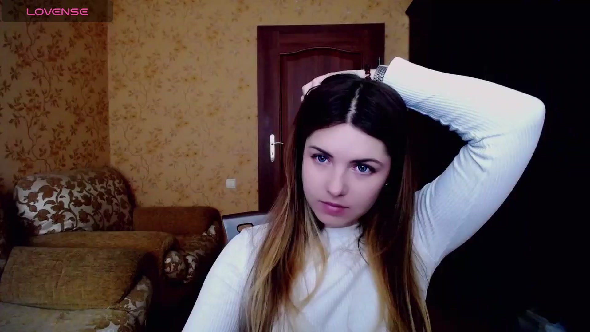 Gallery image thumbnail from Miriam_Mills's myfreecams stream on, 03/27/2024, 08:58 image 13 of 20