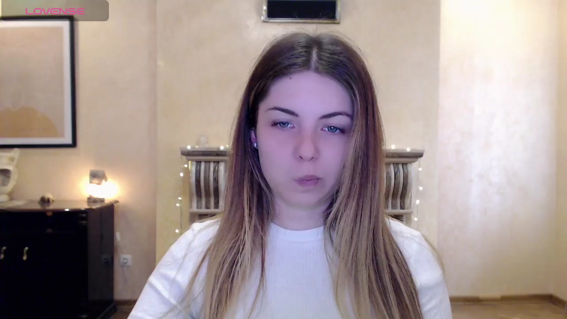 Gallery image thumbnail from Miriam_Mills's myfreecams stream on, 03/28/2024, 10:30 image 10 of 20