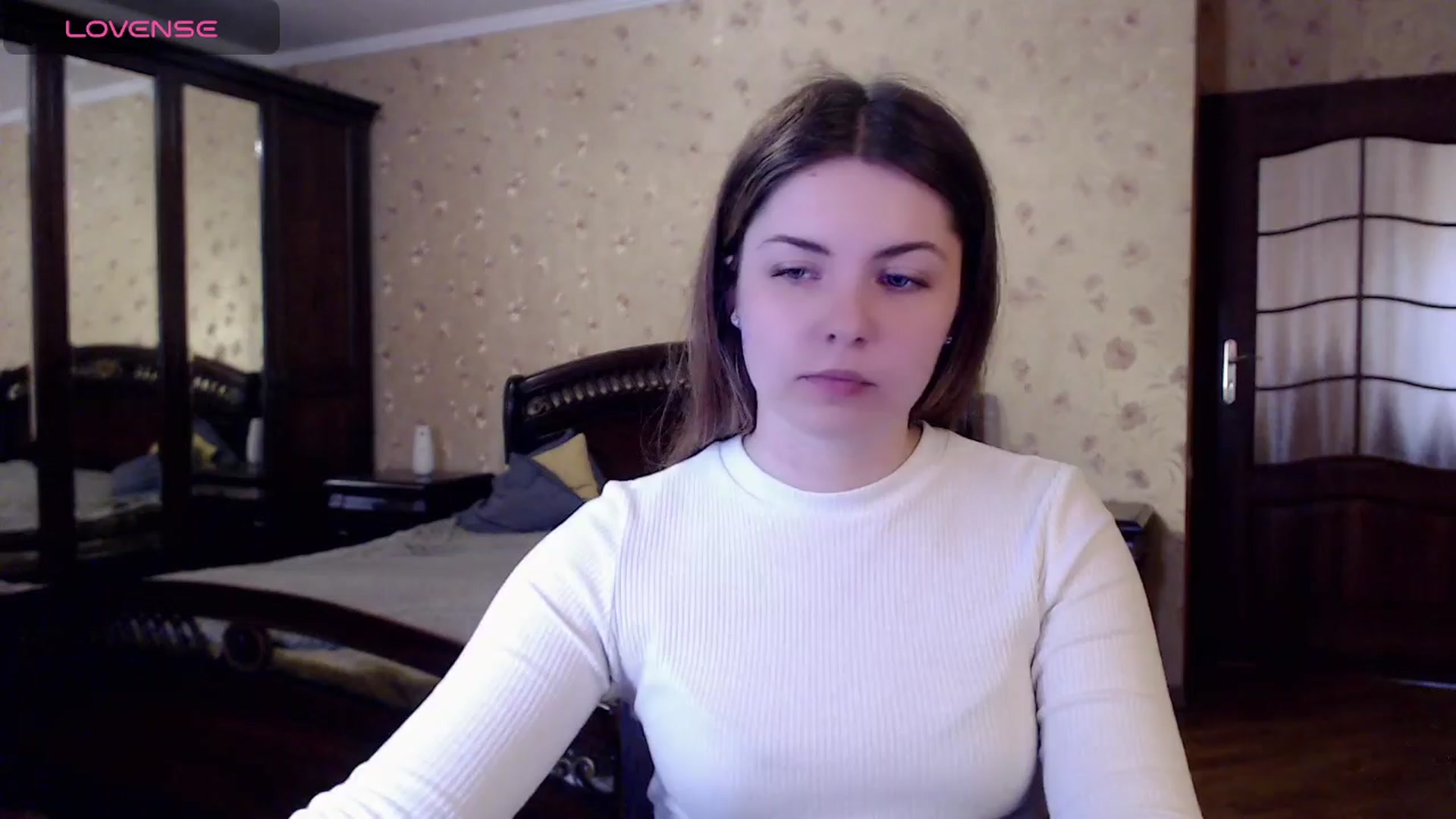Gallery image thumbnail from Miriam_Mills's myfreecams stream on, 03/29/2024, 11:32 image 17 of 20