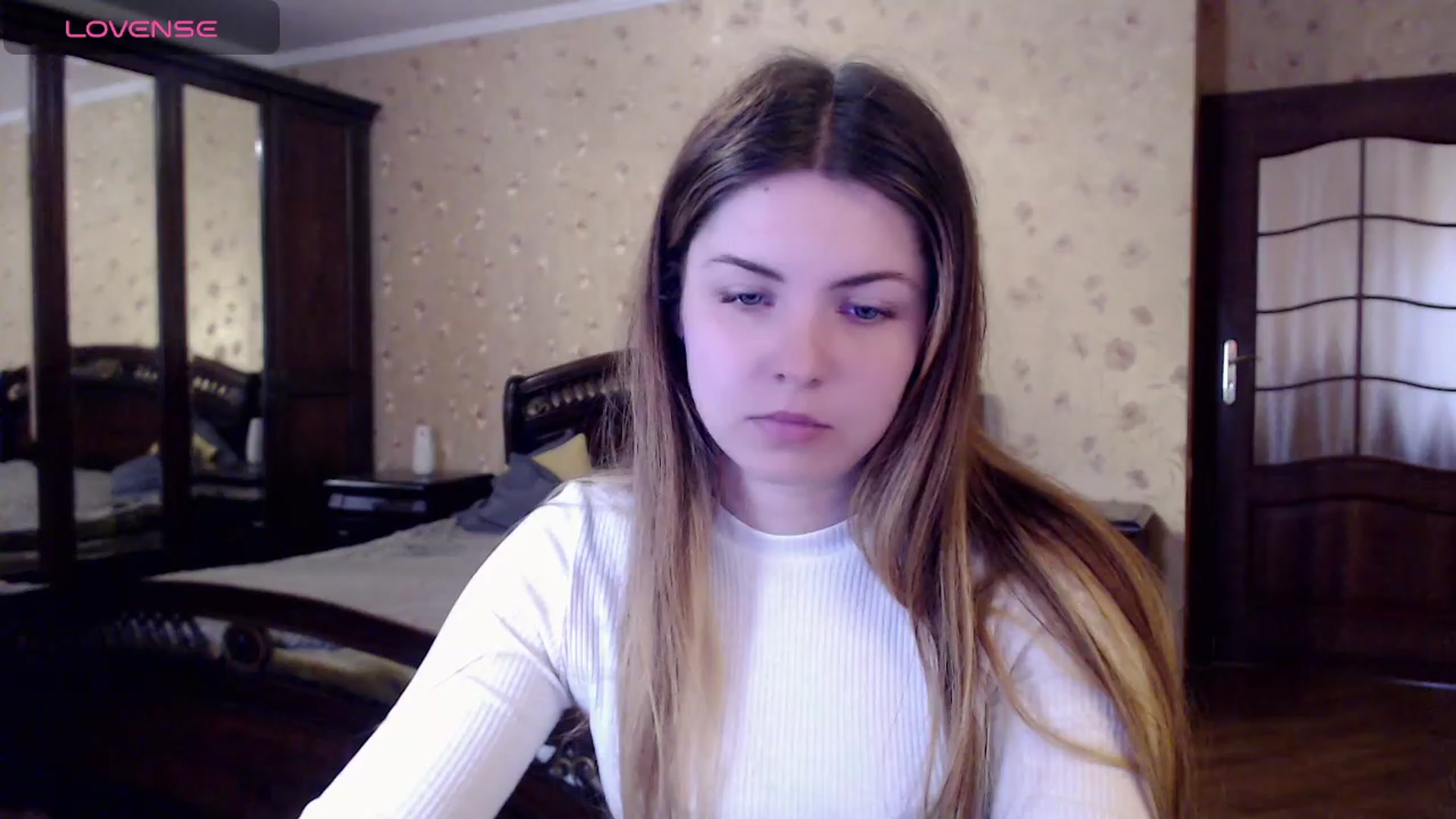 Gallery image thumbnail from Miriam_Mills's myfreecams stream on, 03/29/2024, 11:32 image 9 of 20