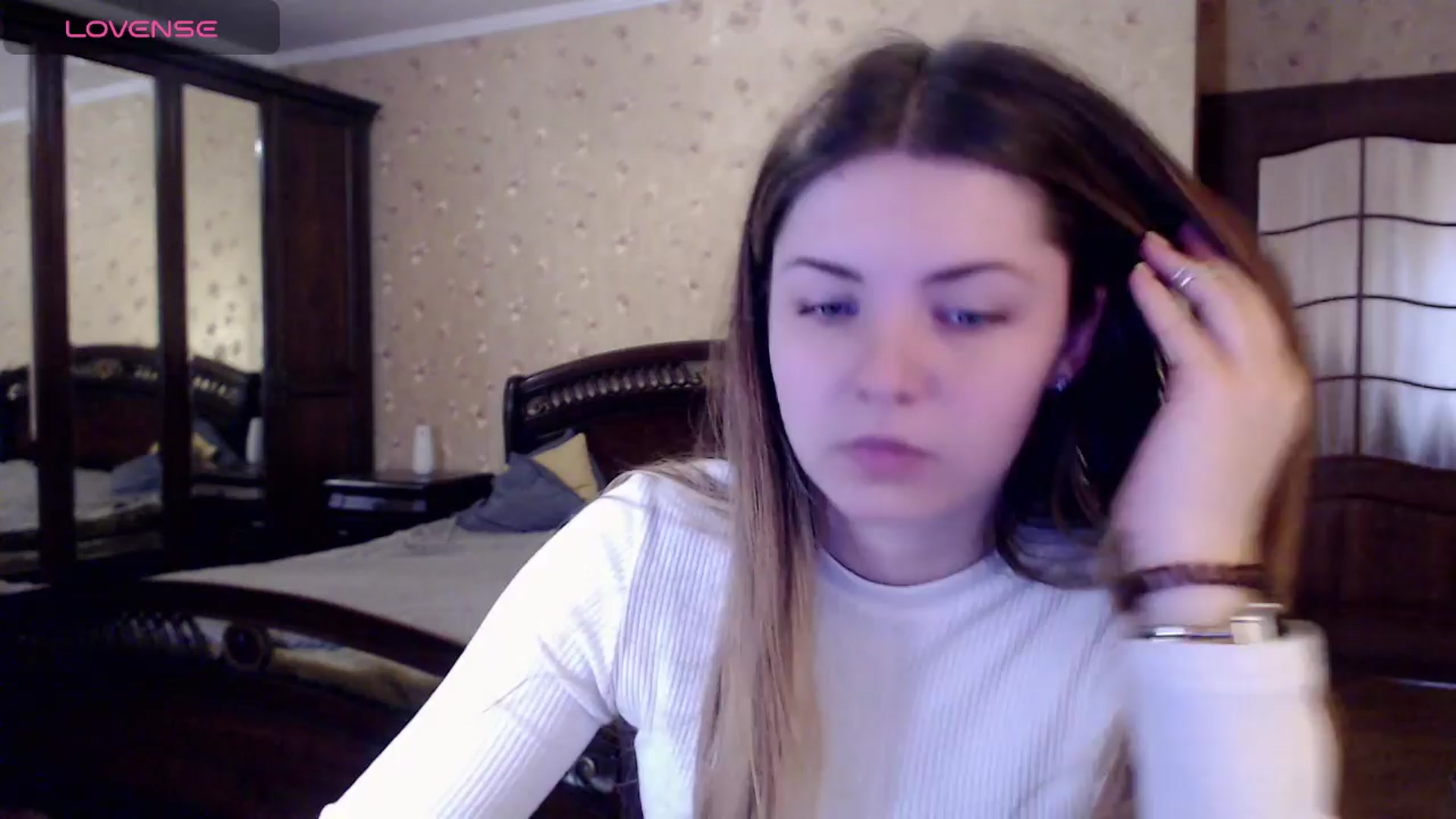Gallery image thumbnail from Miriam_Mills's myfreecams stream on, 03/29/2024, 11:32 image 8 of 20