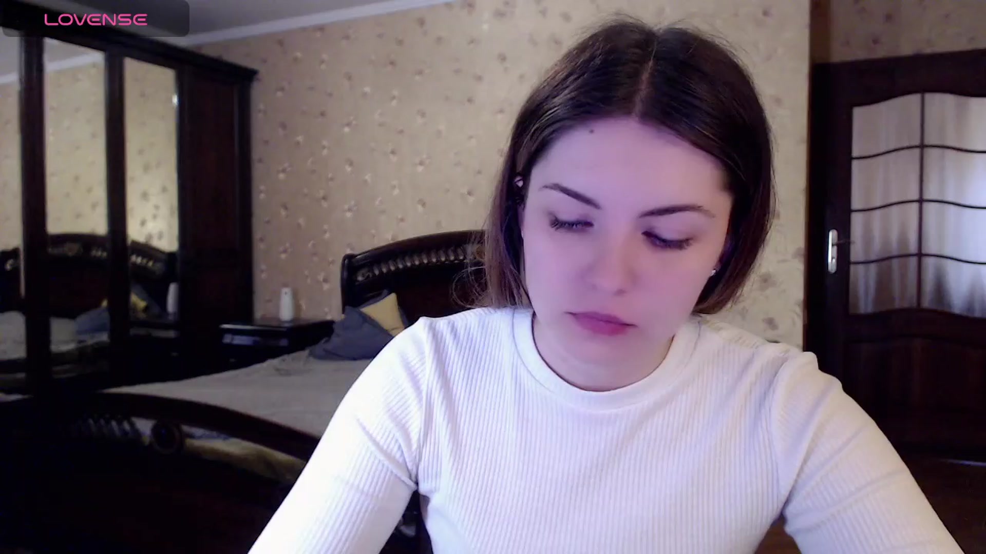 Gallery image thumbnail from Miriam_Mills's myfreecams stream on, 03/29/2024, 11:32 image 12 of 20