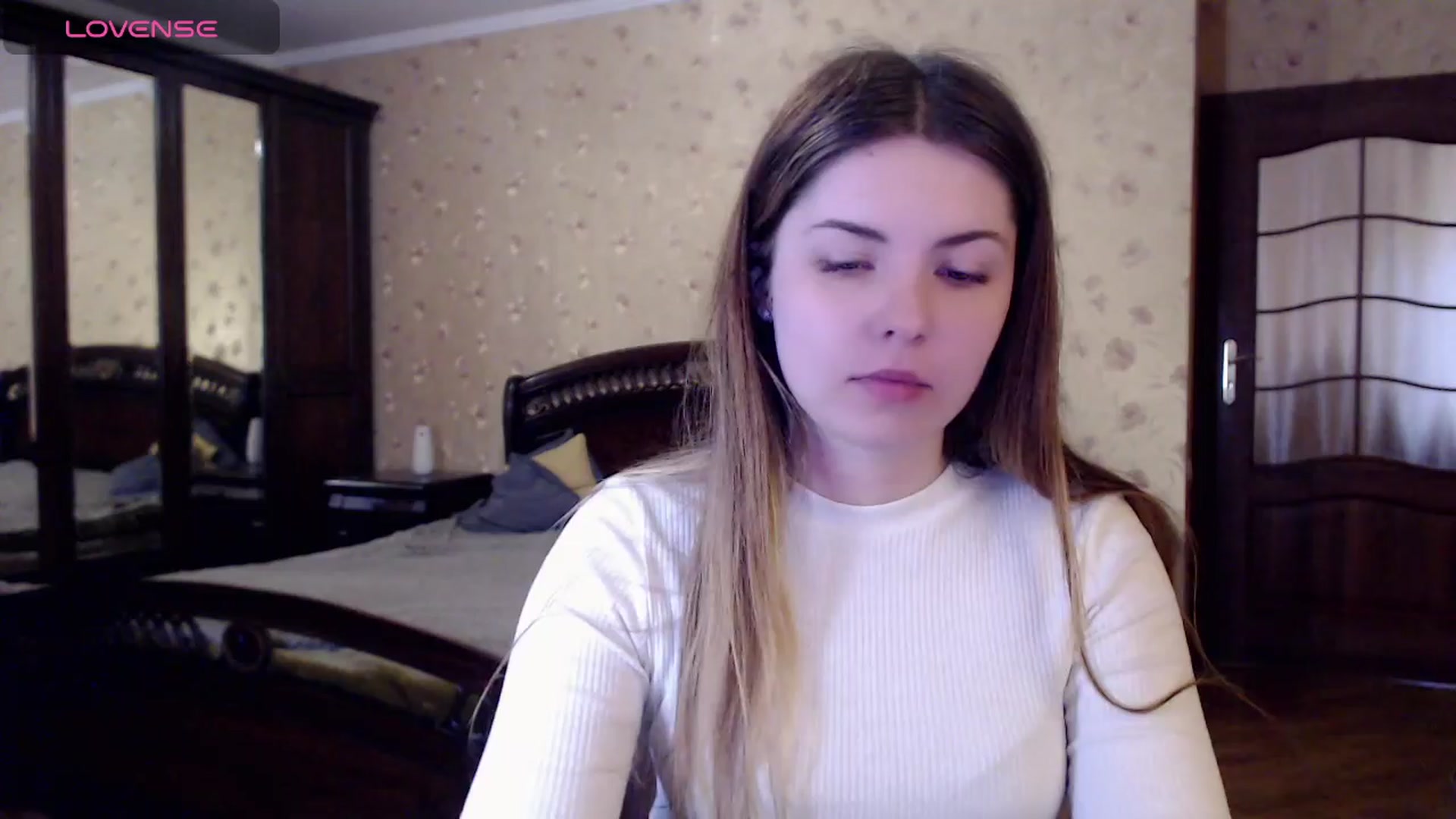 Gallery image thumbnail from Miriam_Mills's myfreecams stream on, 03/29/2024, 11:32 image 2 of 20