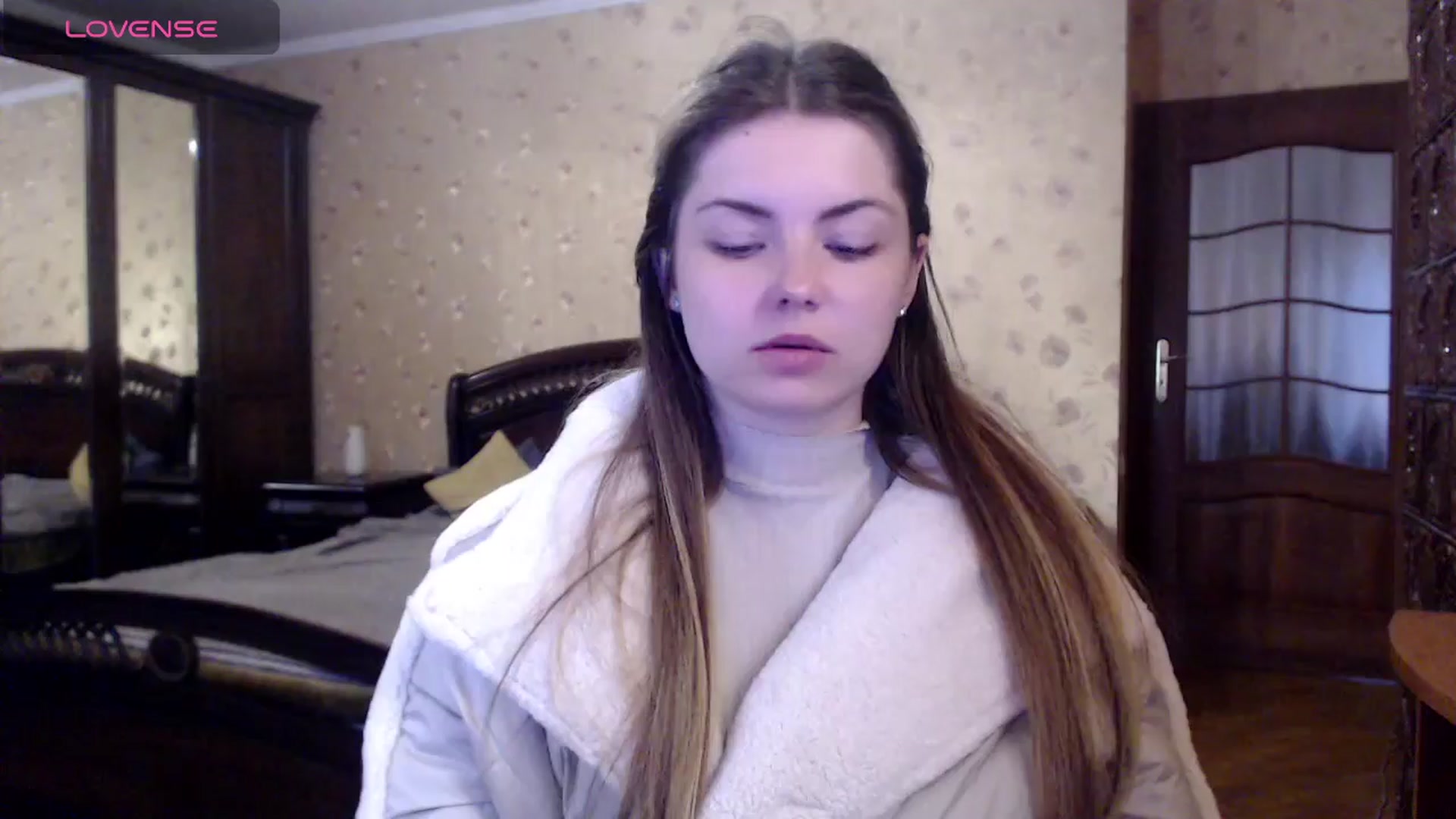 Gallery image thumbnail from Miriam_Mills's myfreecams stream on, 04/03/2024, 08:12 image 12 of 20