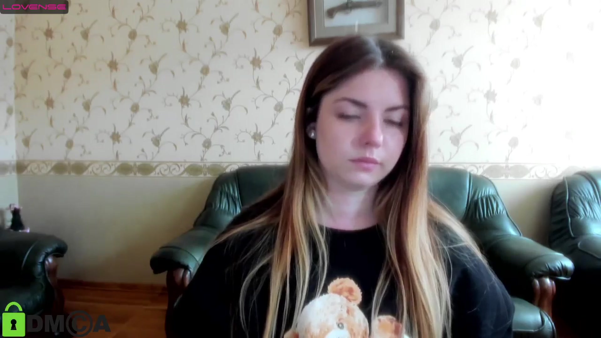 Gallery image thumbnail from Miriam_Mills's myfreecams stream on, 04/04/2024, 09:13 image 7 of 20