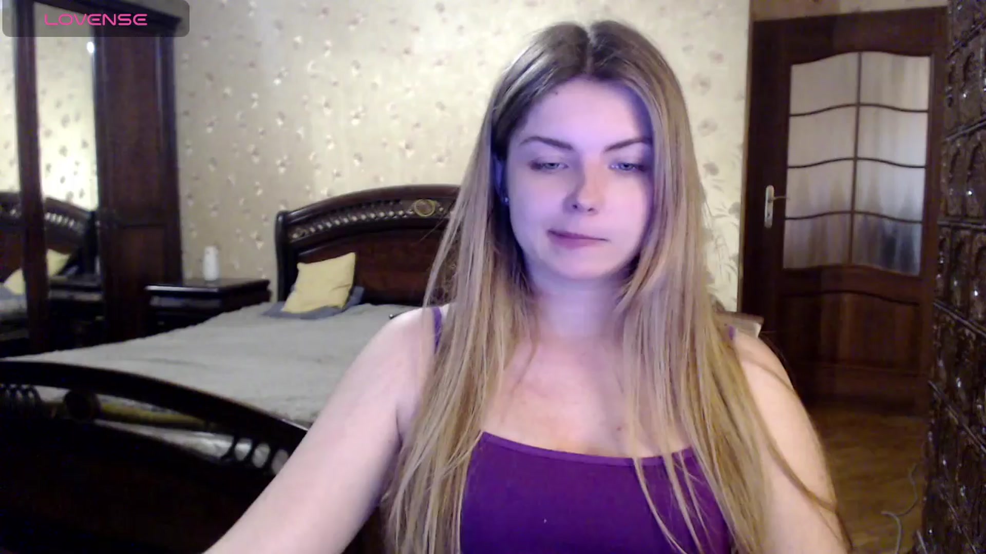 Gallery image thumbnail from Miriam_Mills's myfreecams stream on, 04/15/2024, 09:20 image 7 of 20