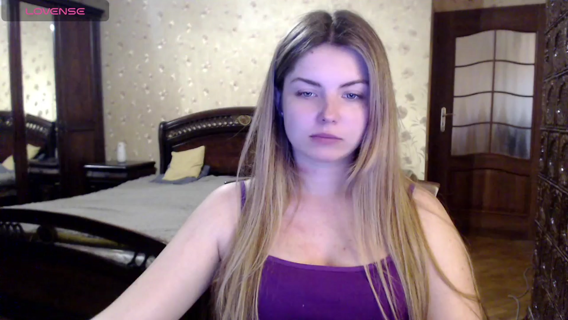 Gallery image thumbnail from Miriam_Mills's myfreecams stream on, 04/15/2024, 09:20 image 6 of 20