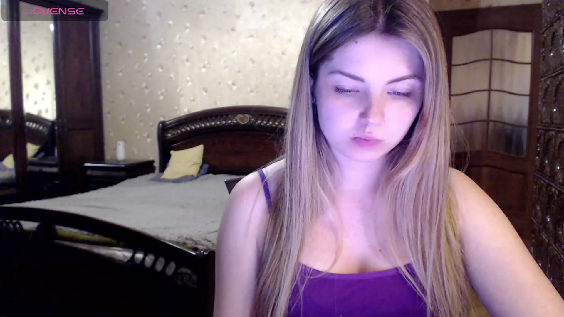 Gallery image thumbnail from Miriam_Mills's myfreecams stream on, 04/15/2024, 09:20 image 20 of 20