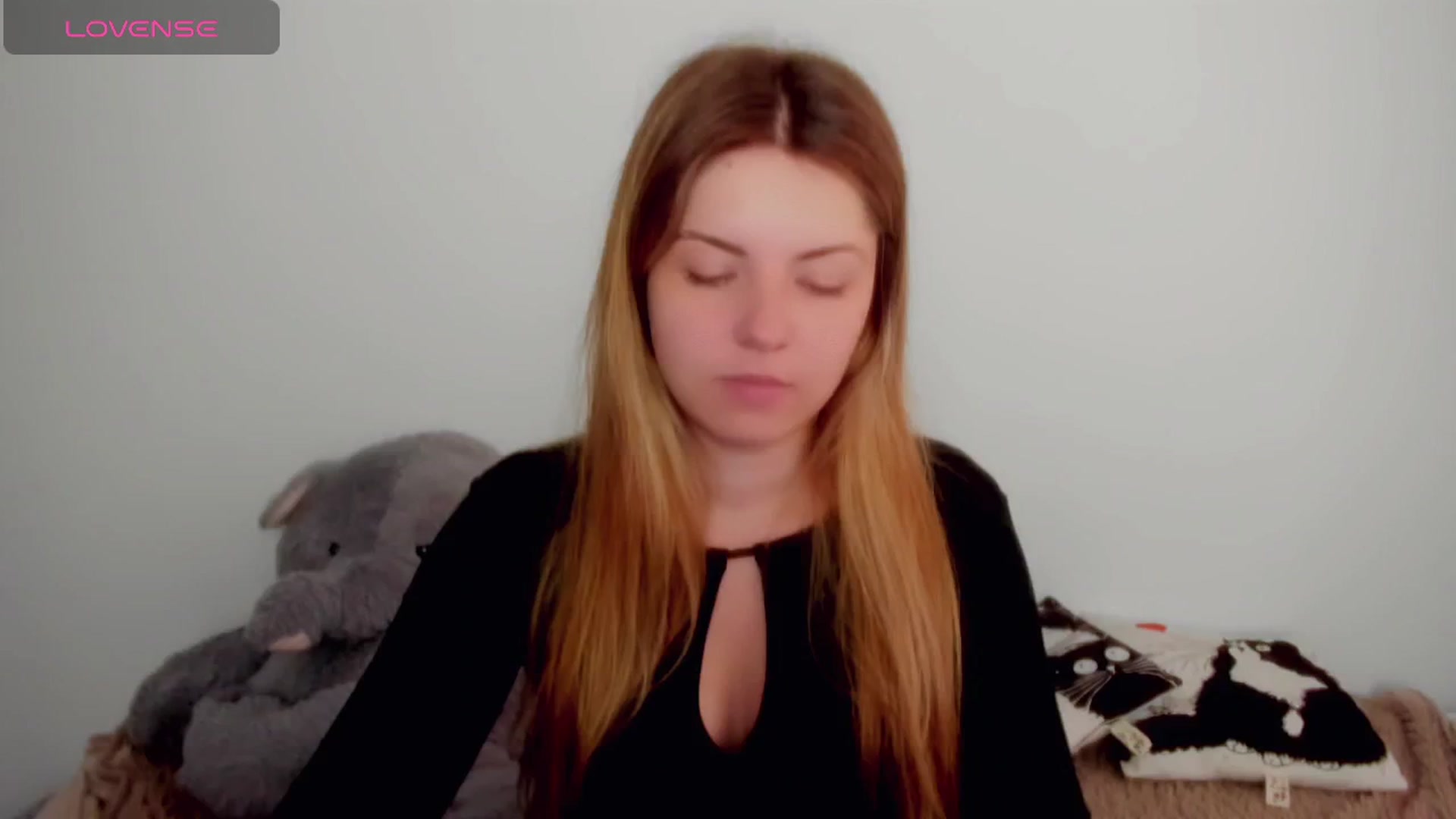 Gallery image thumbnail from Miriam_Mills's myfreecams stream on, 04/23/2024, 08:28 image 5 of 20