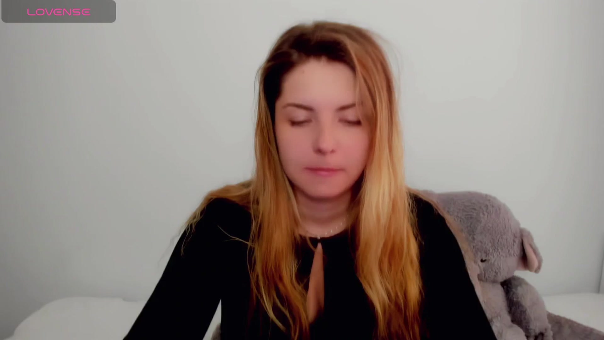 Gallery image thumbnail from Miriam_Mills's myfreecams stream on, 05/13/2024, 08:02 image 20 of 20