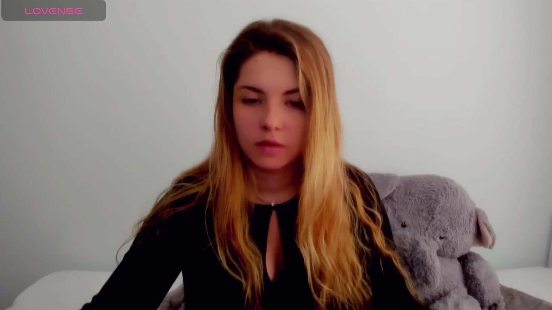 Gallery image thumbnail from Miriam_Mills's myfreecams stream on, 05/13/2024, 08:02 image 14 of 20