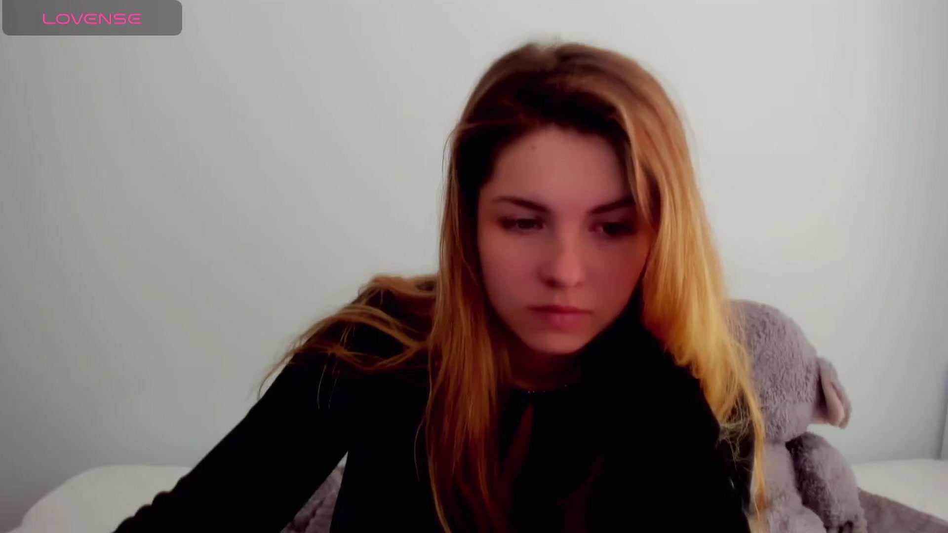 Gallery image thumbnail from Miriam_Mills's myfreecams stream on, 05/13/2024, 08:02 image 13 of 20