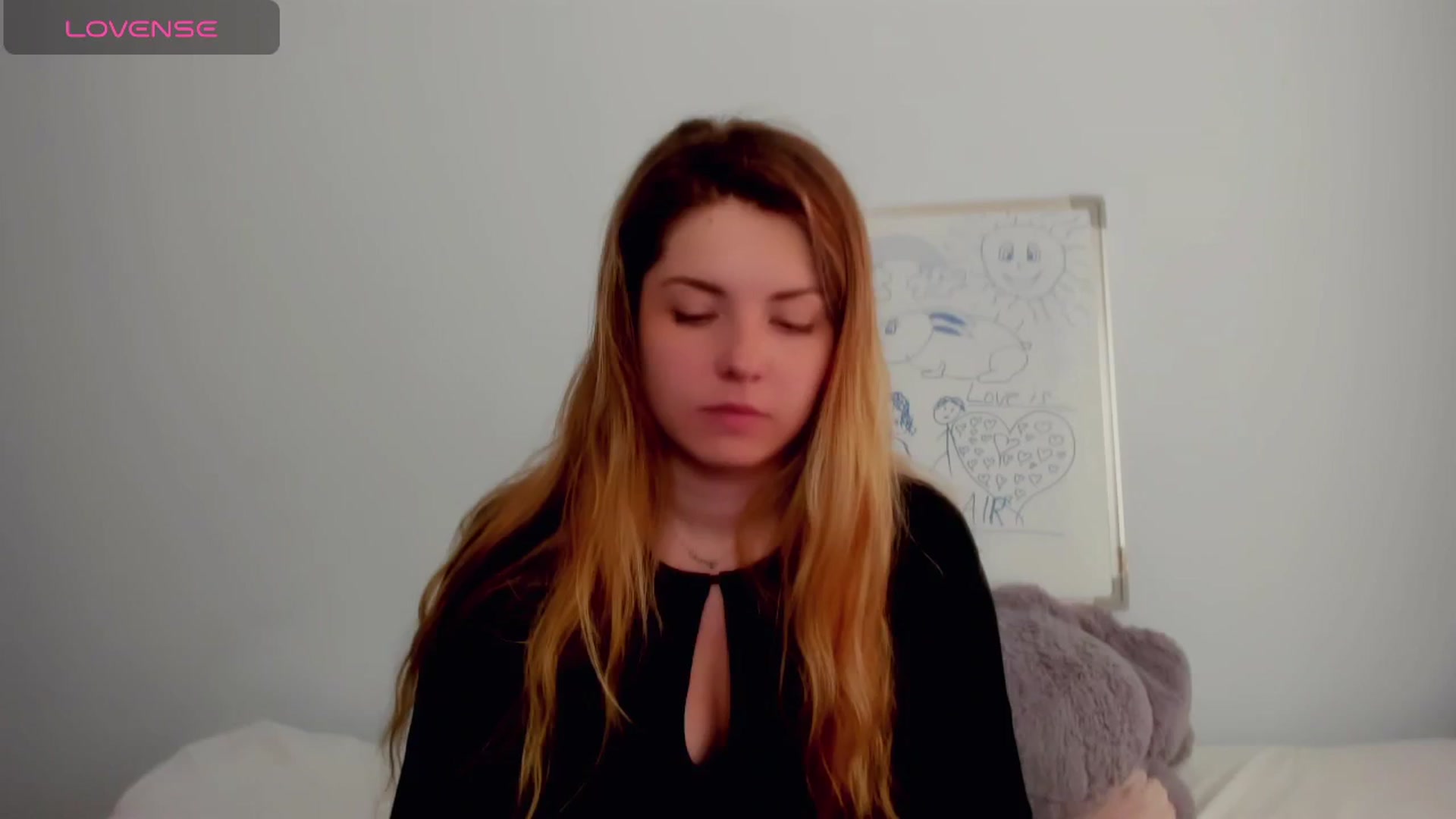 Gallery image thumbnail from Miriam_Mills's myfreecams stream on, 05/13/2024, 09:24 image 16 of 20