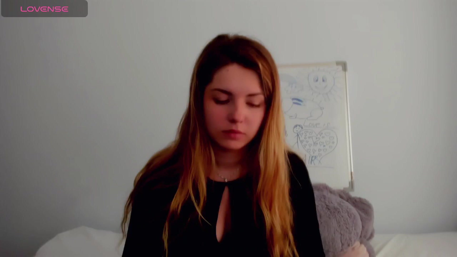 Gallery image thumbnail from Miriam_Mills's myfreecams stream on, 05/13/2024, 09:24 image 14 of 20