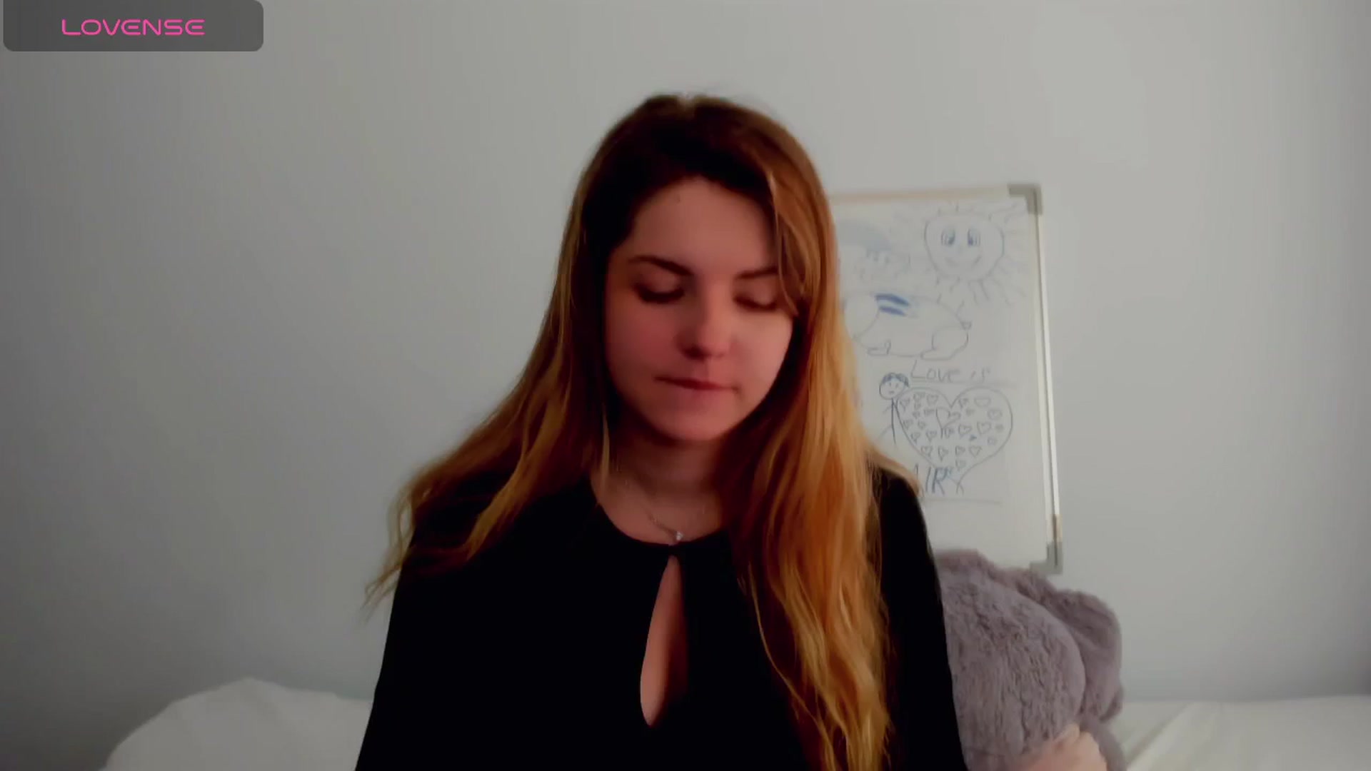 Gallery image thumbnail from Miriam_Mills's myfreecams stream on, 05/13/2024, 09:24 image 4 of 20