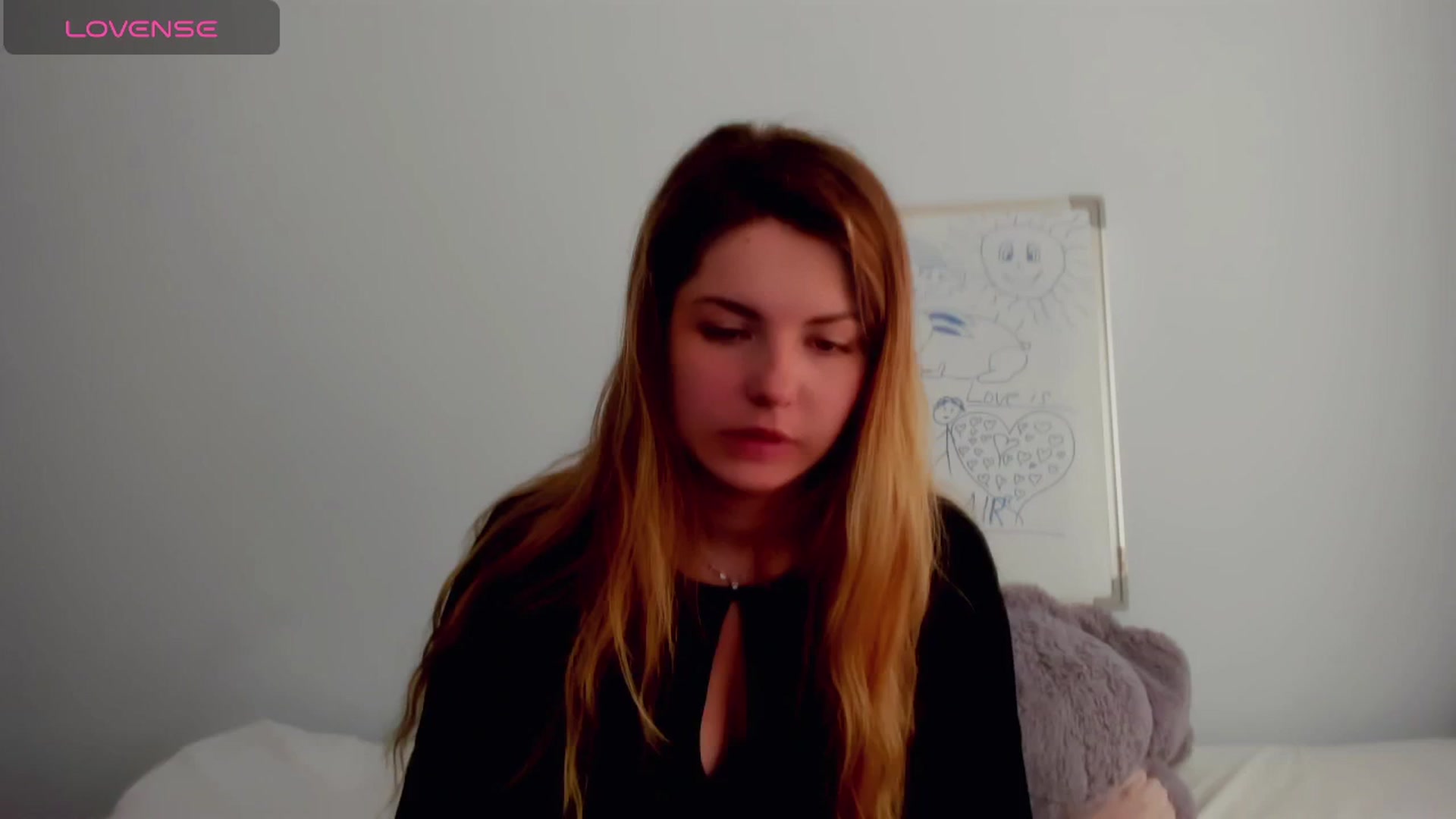Gallery image thumbnail from Miriam_Mills's myfreecams stream on, 05/13/2024, 09:24 image 18 of 20