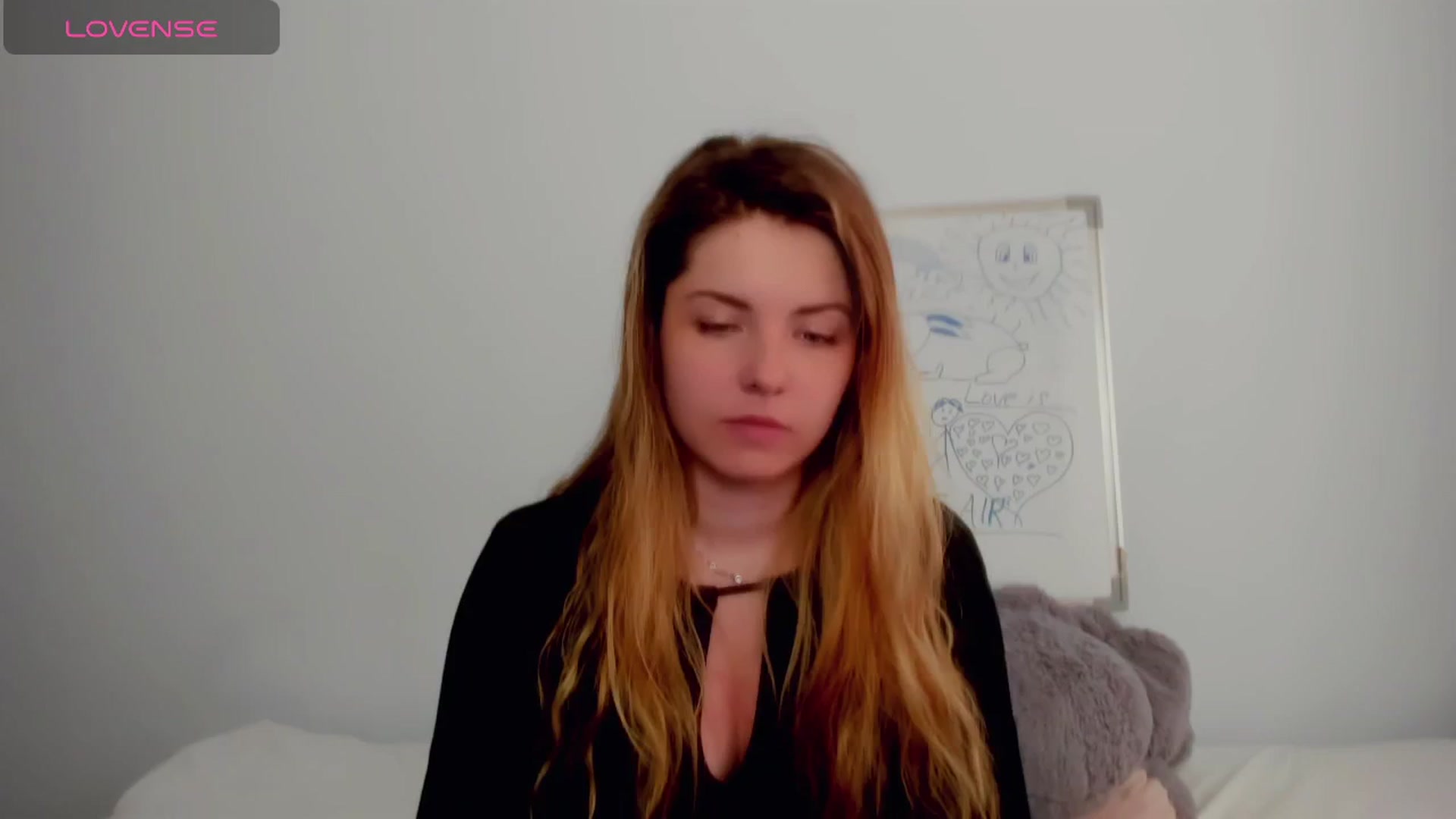 Gallery image thumbnail from Miriam_Mills's myfreecams stream on, 05/13/2024, 10:02 image 19 of 20