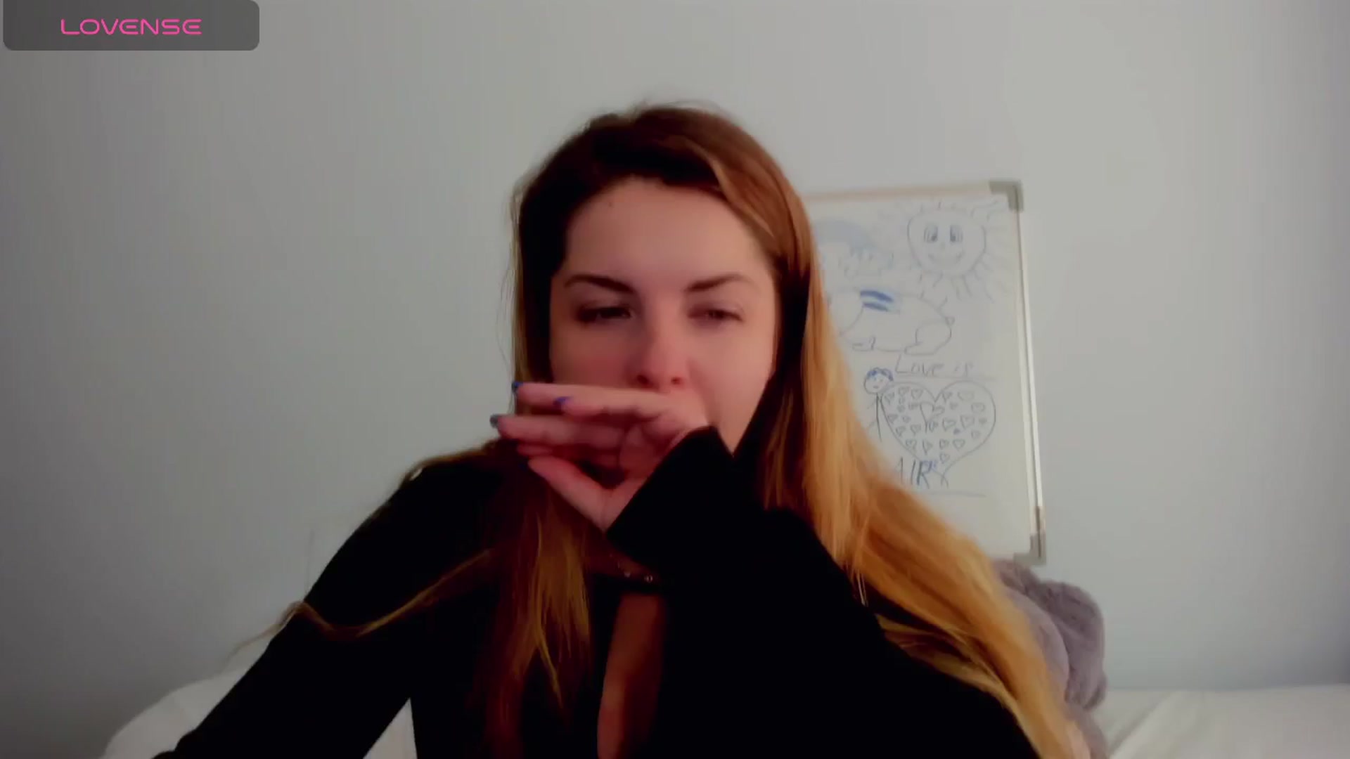 Gallery image thumbnail from Miriam_Mills's myfreecams stream on, 05/13/2024, 10:02 image 7 of 20