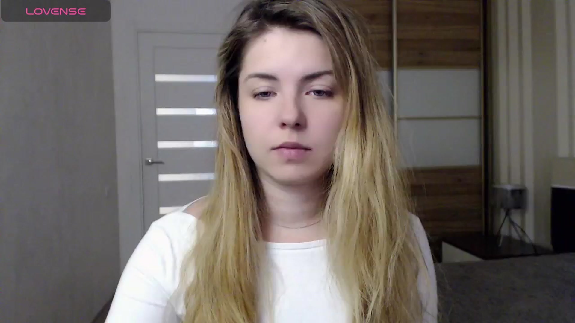 Gallery image thumbnail from Miriam_Mills's myfreecams stream on, 05/14/2024, 08:17 image 15 of 20