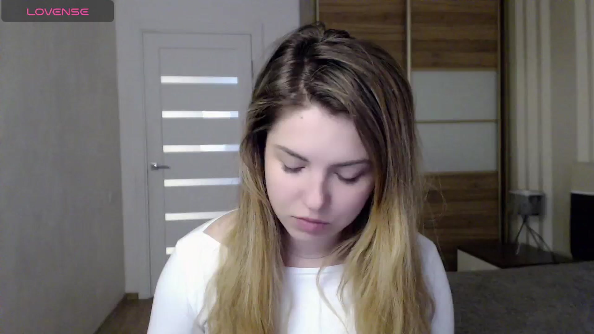Gallery image thumbnail from Miriam_Mills's myfreecams stream on, 05/14/2024, 08:17 image 7 of 20