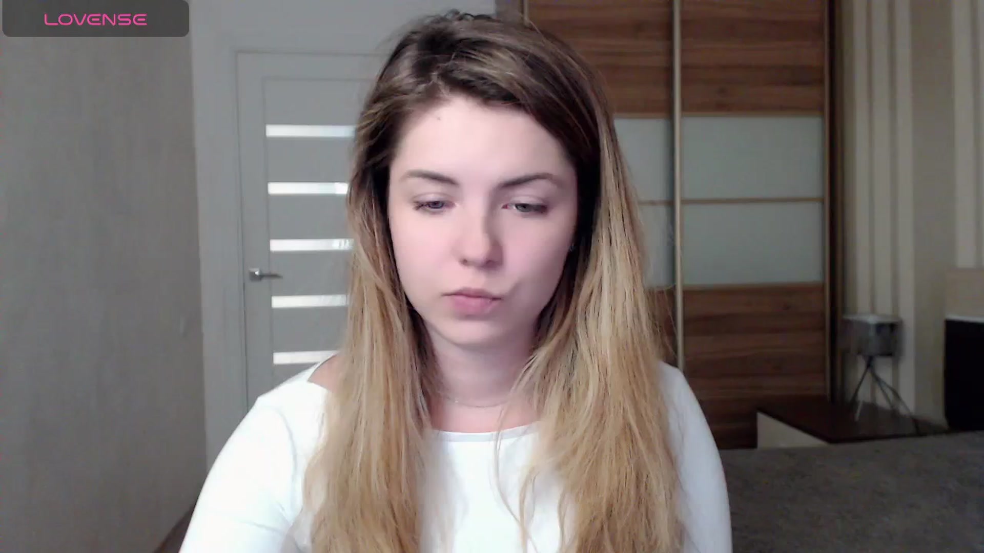 Gallery image thumbnail from Miriam_Mills's myfreecams stream on, 05/14/2024, 08:17 image 12 of 20