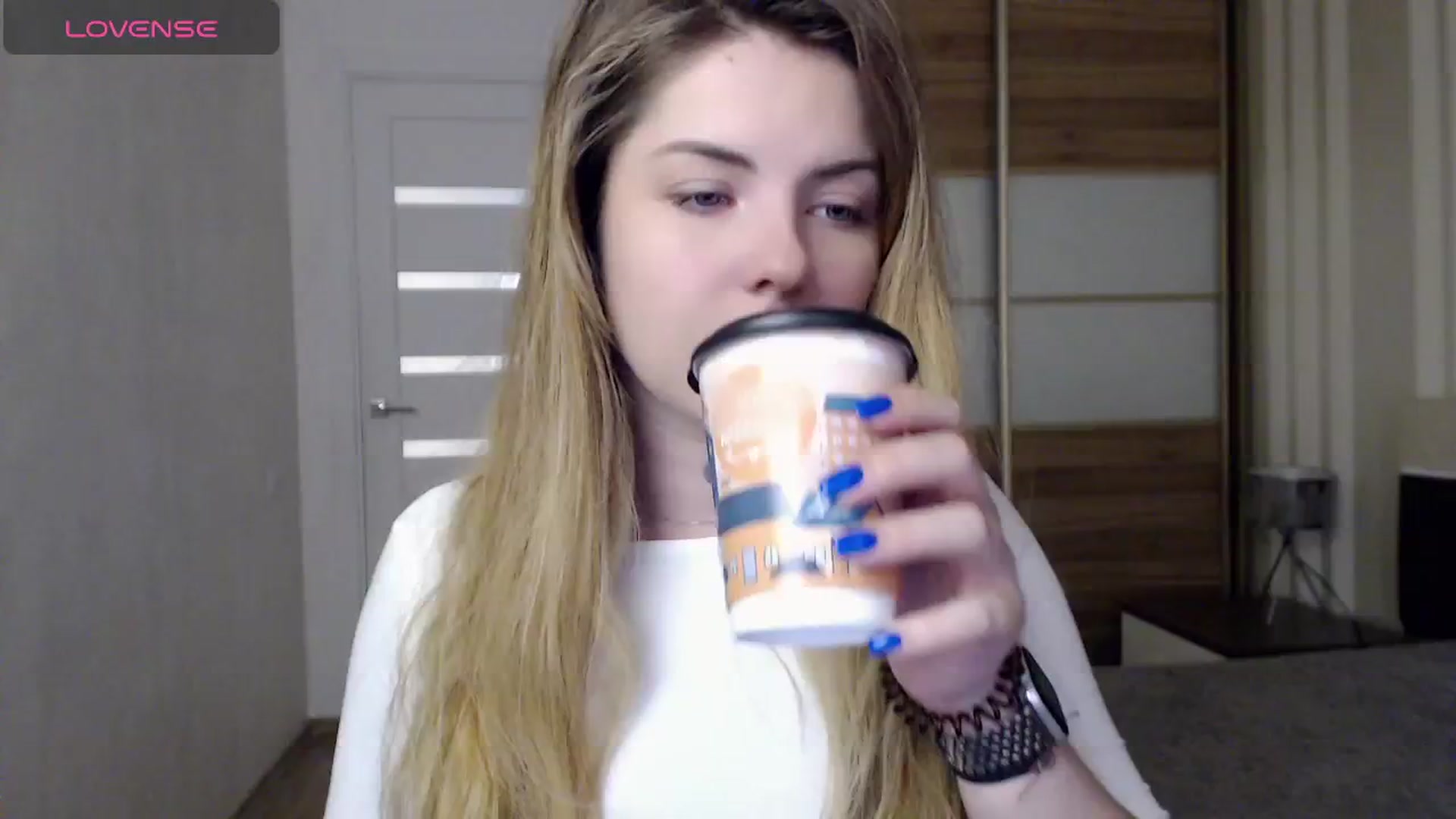 Gallery image thumbnail from Miriam_Mills's myfreecams stream on, 05/14/2024, 08:17 image 1 of 20