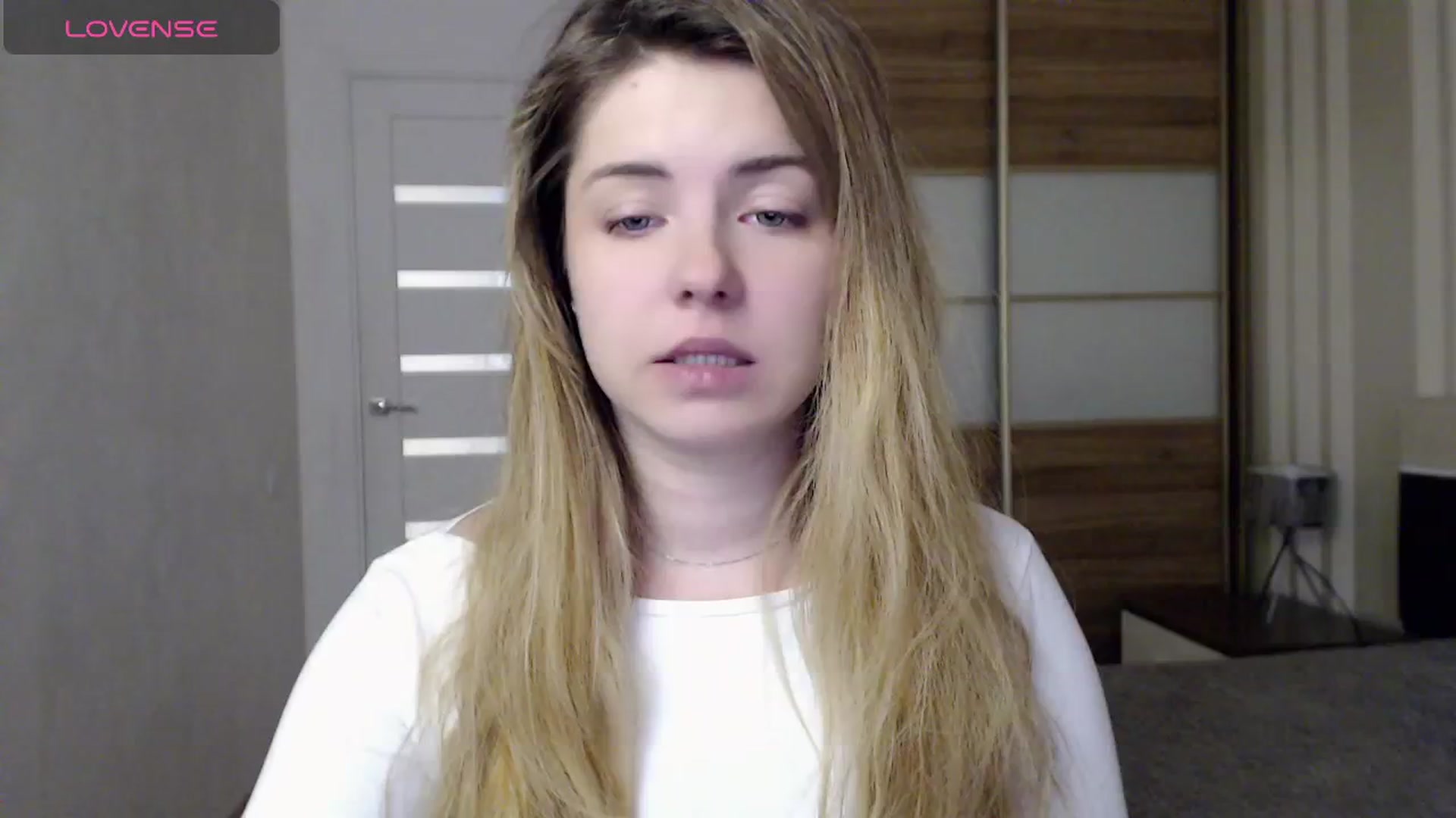 Gallery image thumbnail from Miriam_Mills's myfreecams stream on, 05/14/2024, 08:17 image 2 of 20