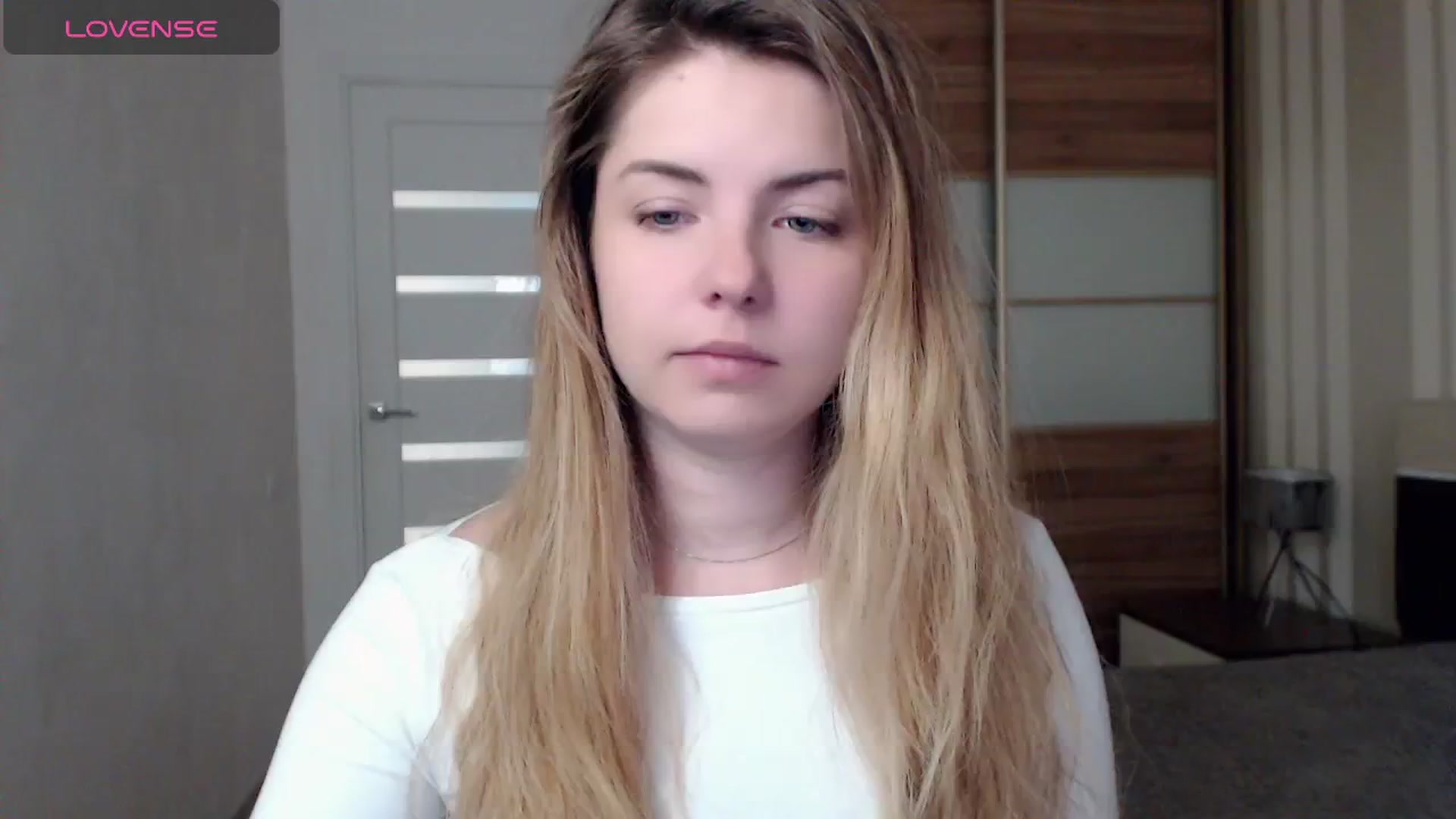 Gallery image thumbnail from Miriam_Mills's myfreecams stream on, 05/14/2024, 08:17 image 16 of 20