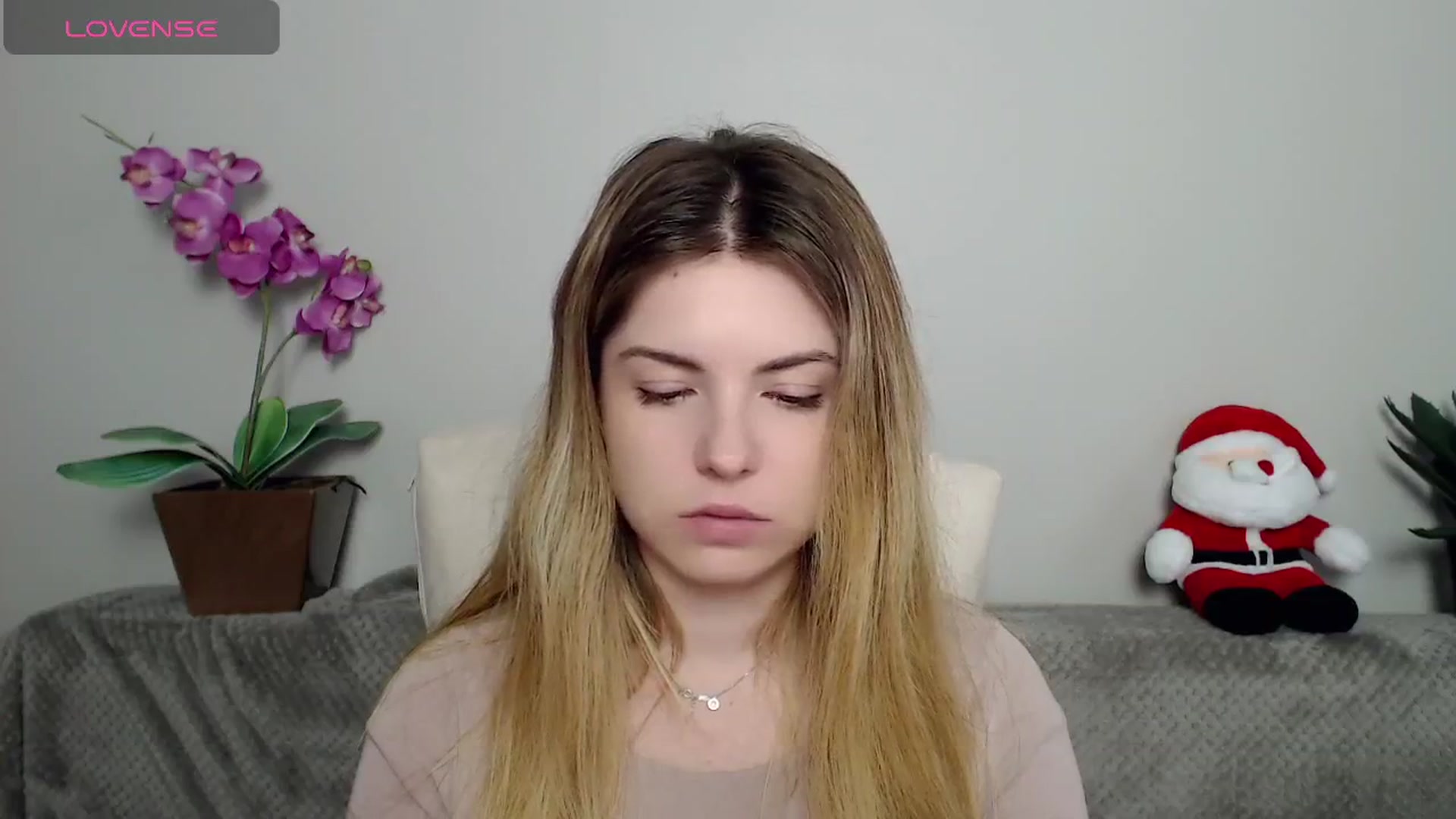 Gallery image thumbnail from Miriam_Mills's myfreecams stream on, 05/16/2024, 09:09 image 3 of 20
